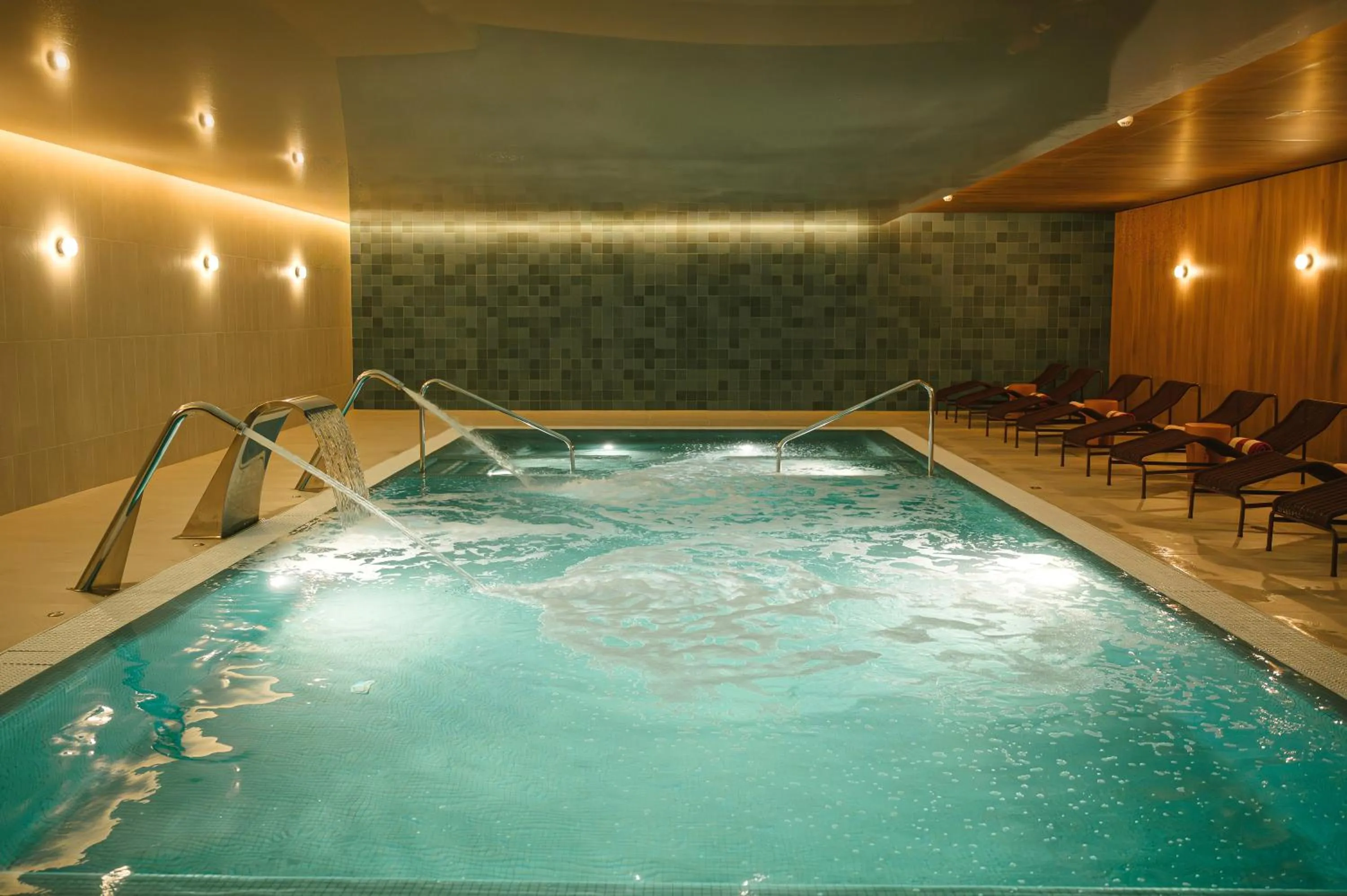 Spa and wellness centre/facilities in Inturotel Esmeralda Park