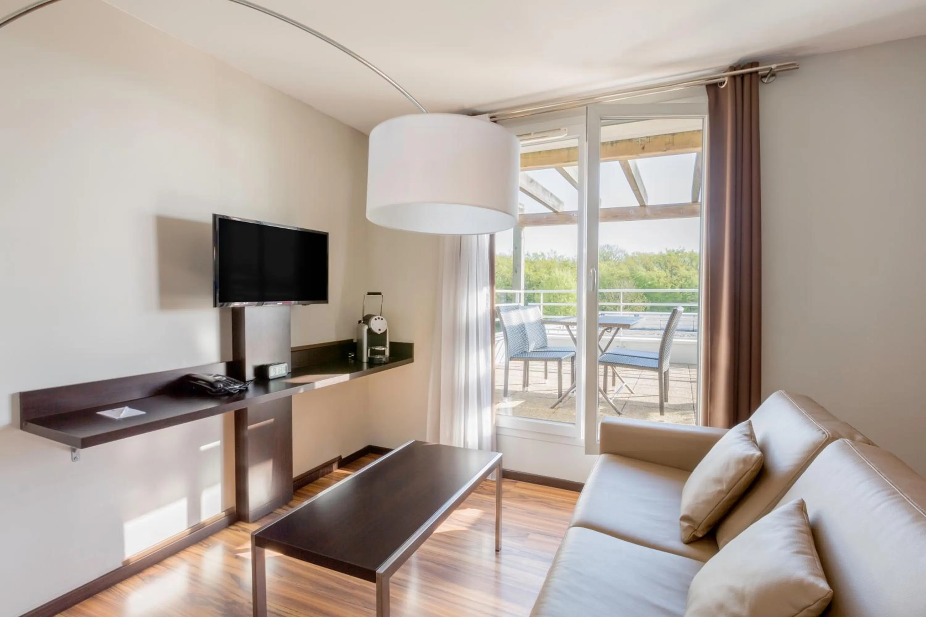 Bed in Best Western Park Hotel Geneve-Thoiry