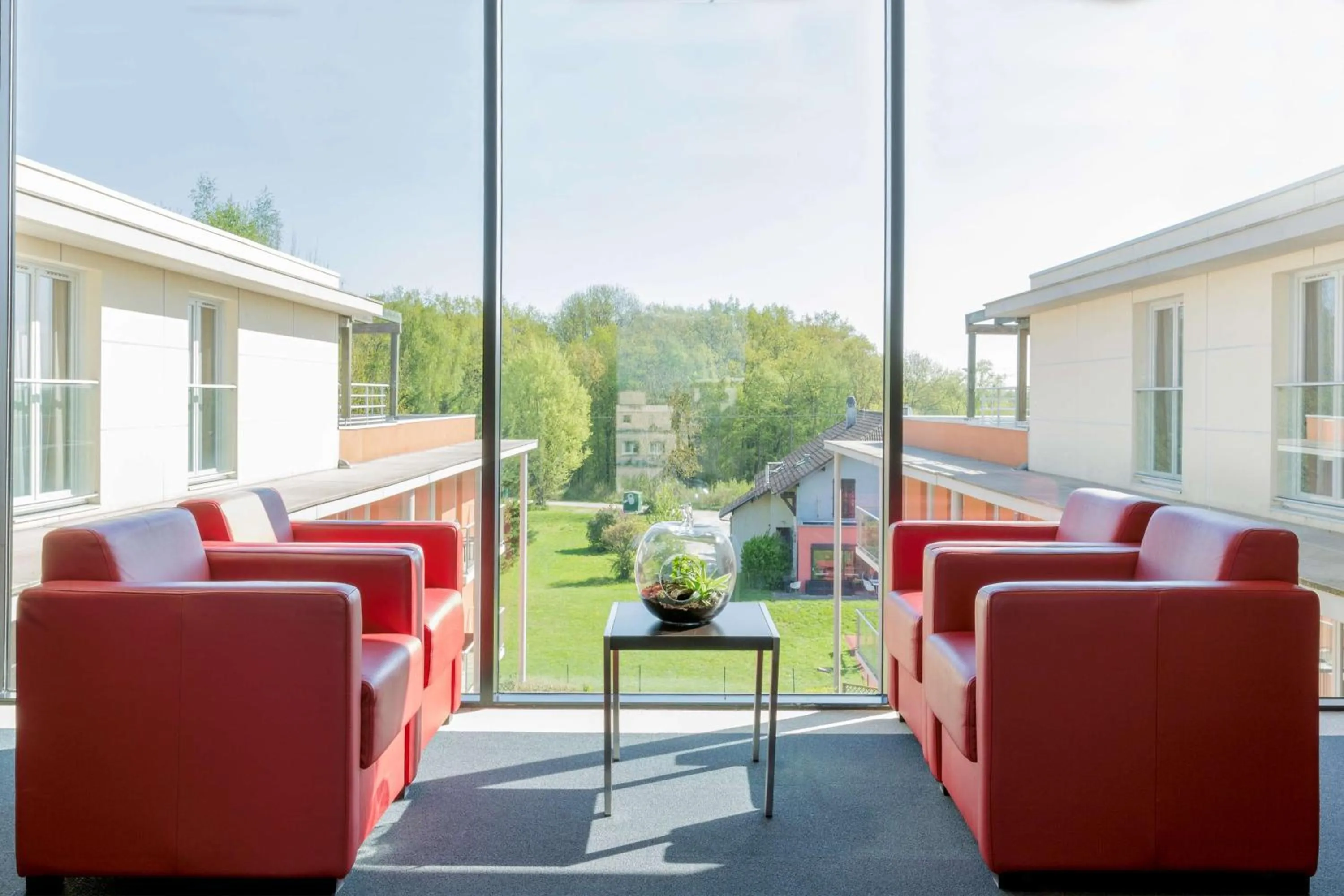 Lobby or reception in Best Western Park Hotel Geneve-Thoiry