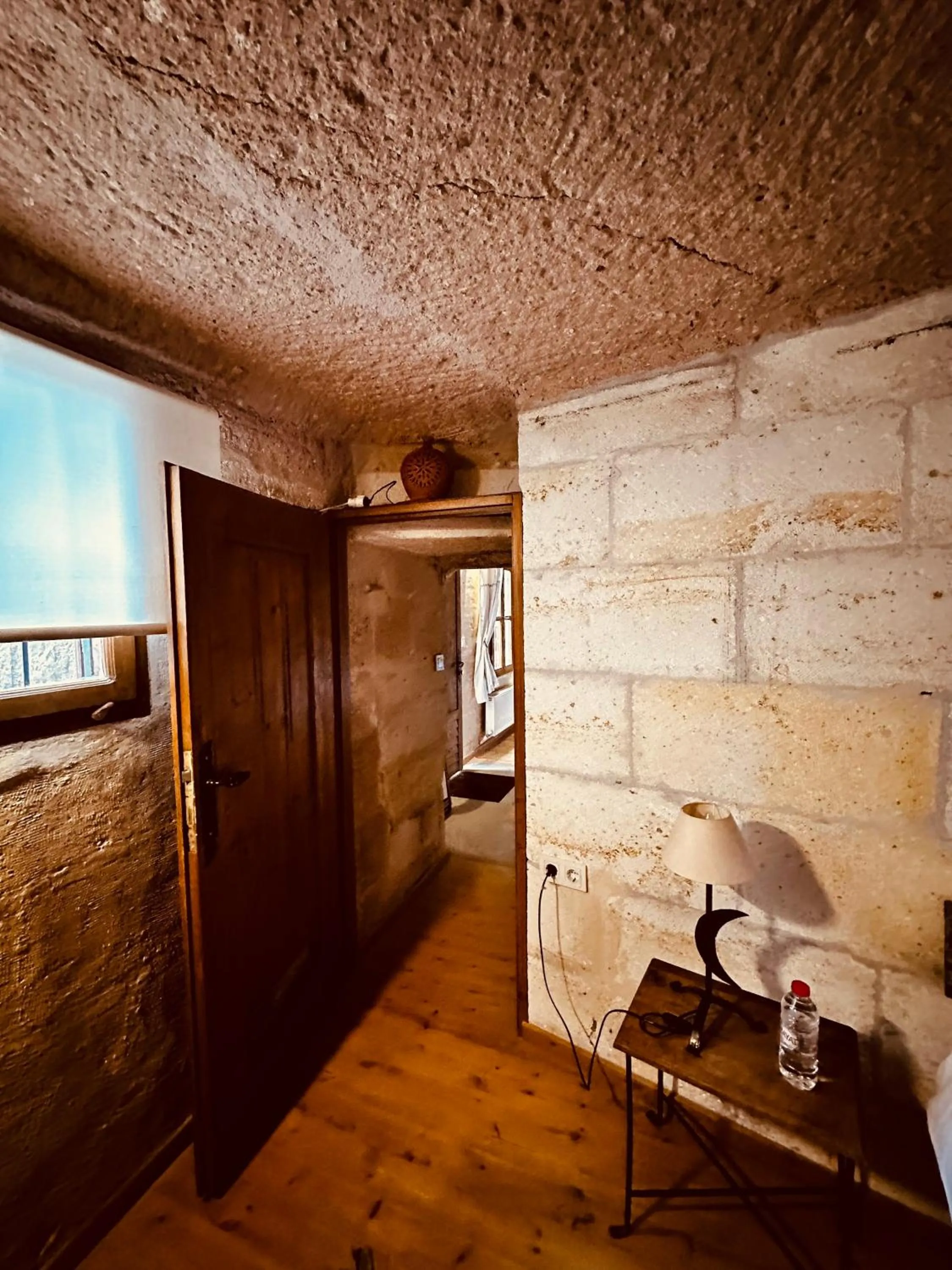 Family in Les Maisons De Cappadoce