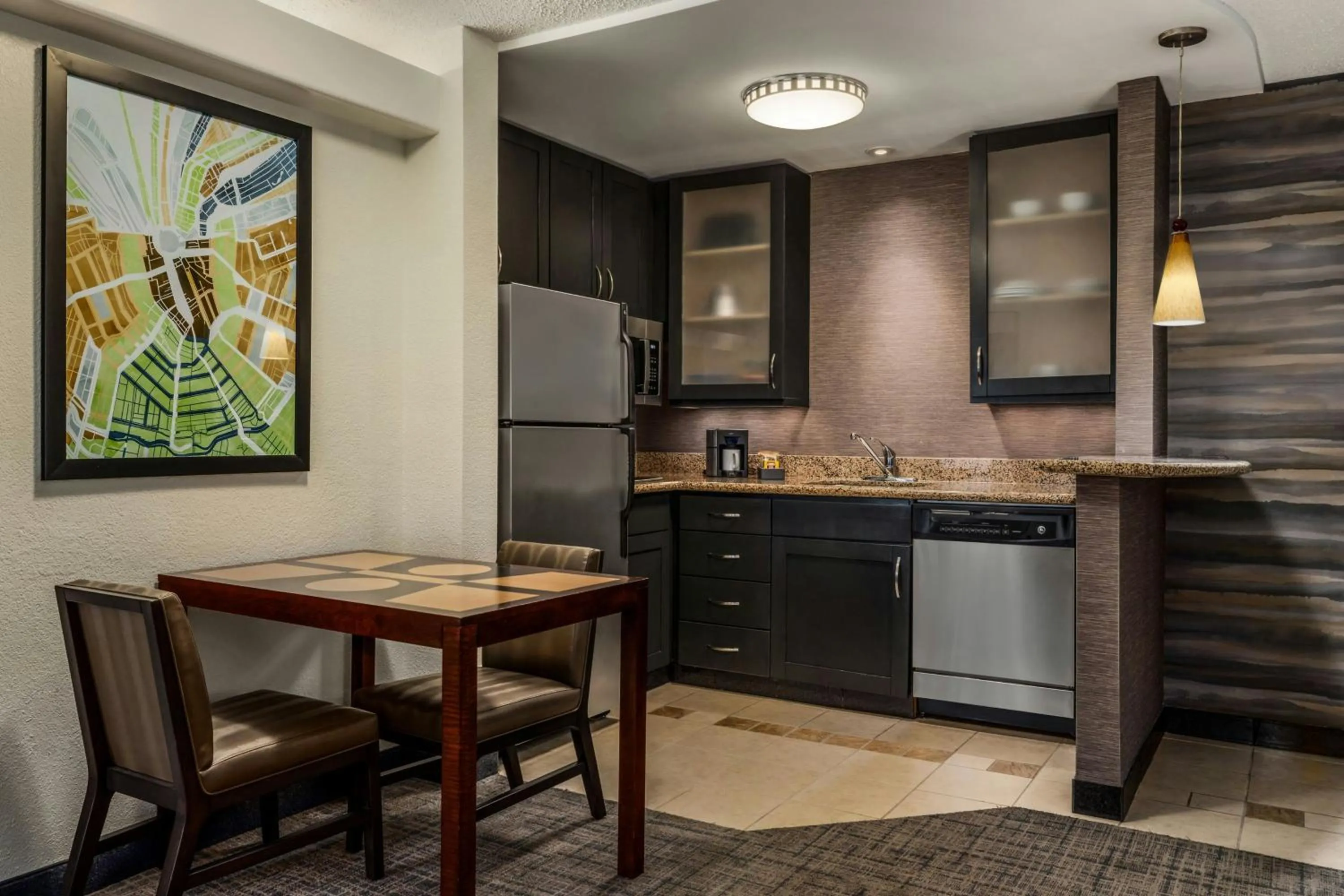 Kitchen or kitchenette in Residence Inn by Marriott Richmond Chester