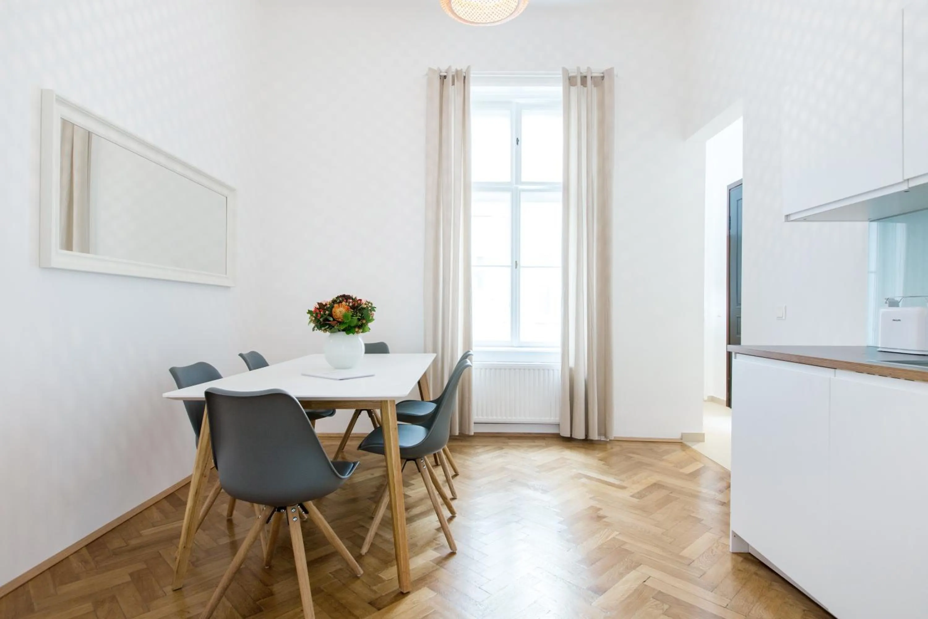 Dining area in HeyMi Apartments in City Center