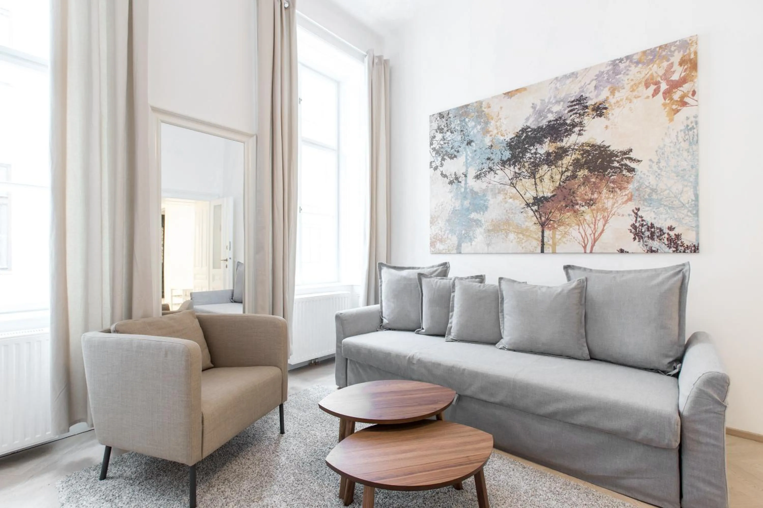 Seating area in HeyMi Apartments in City Center