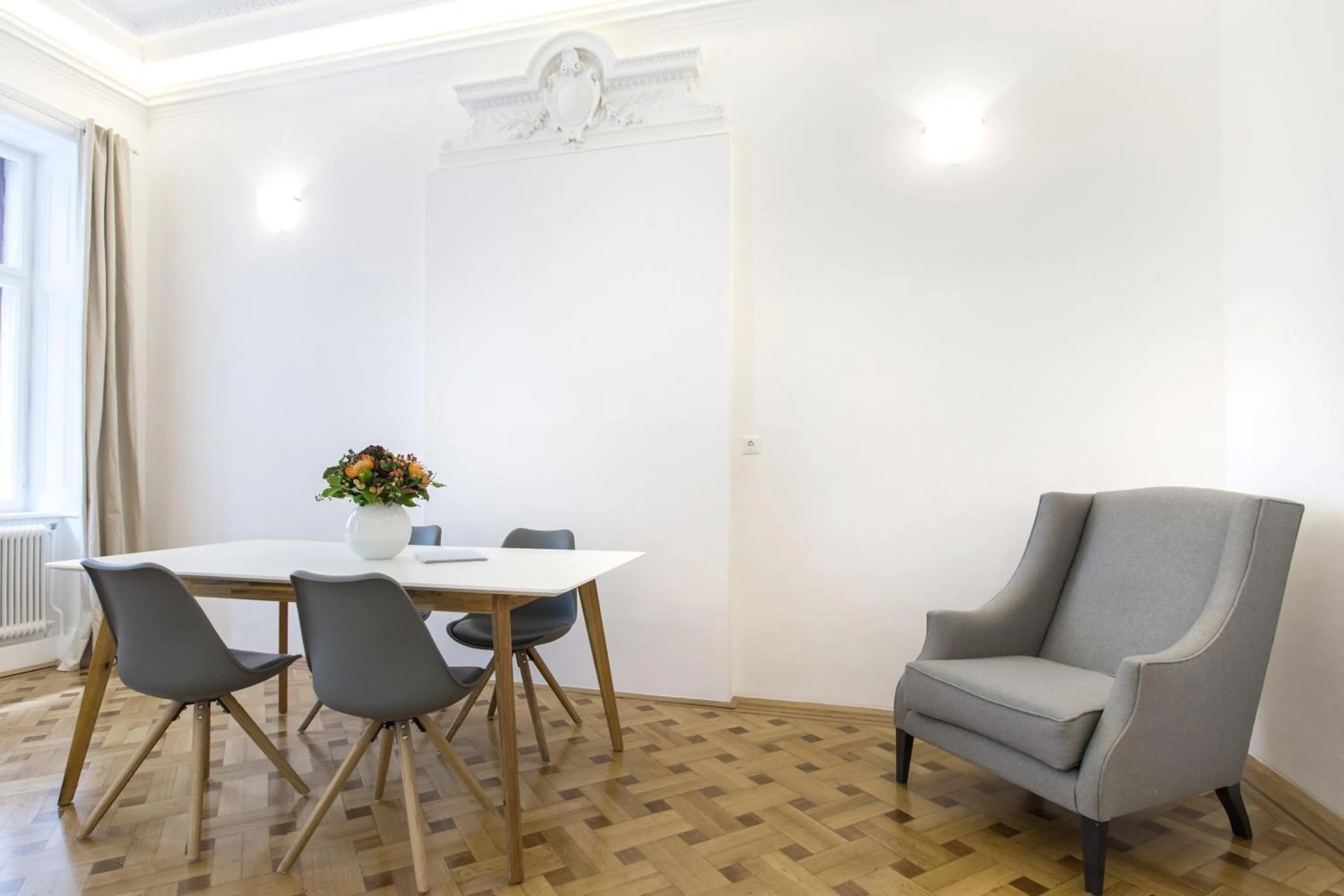 Dining area in HeyMi Apartments in City Center