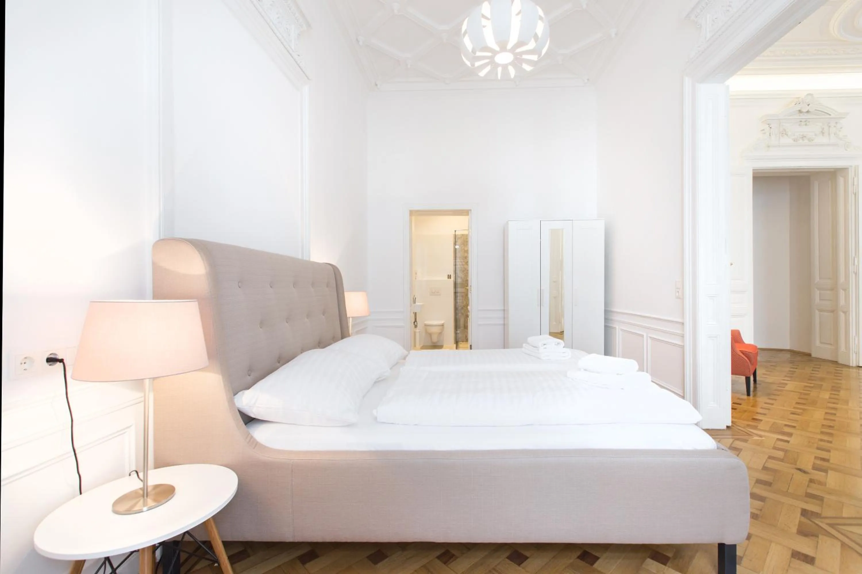 Bedroom, Bed in HeyMi Apartments in City Center