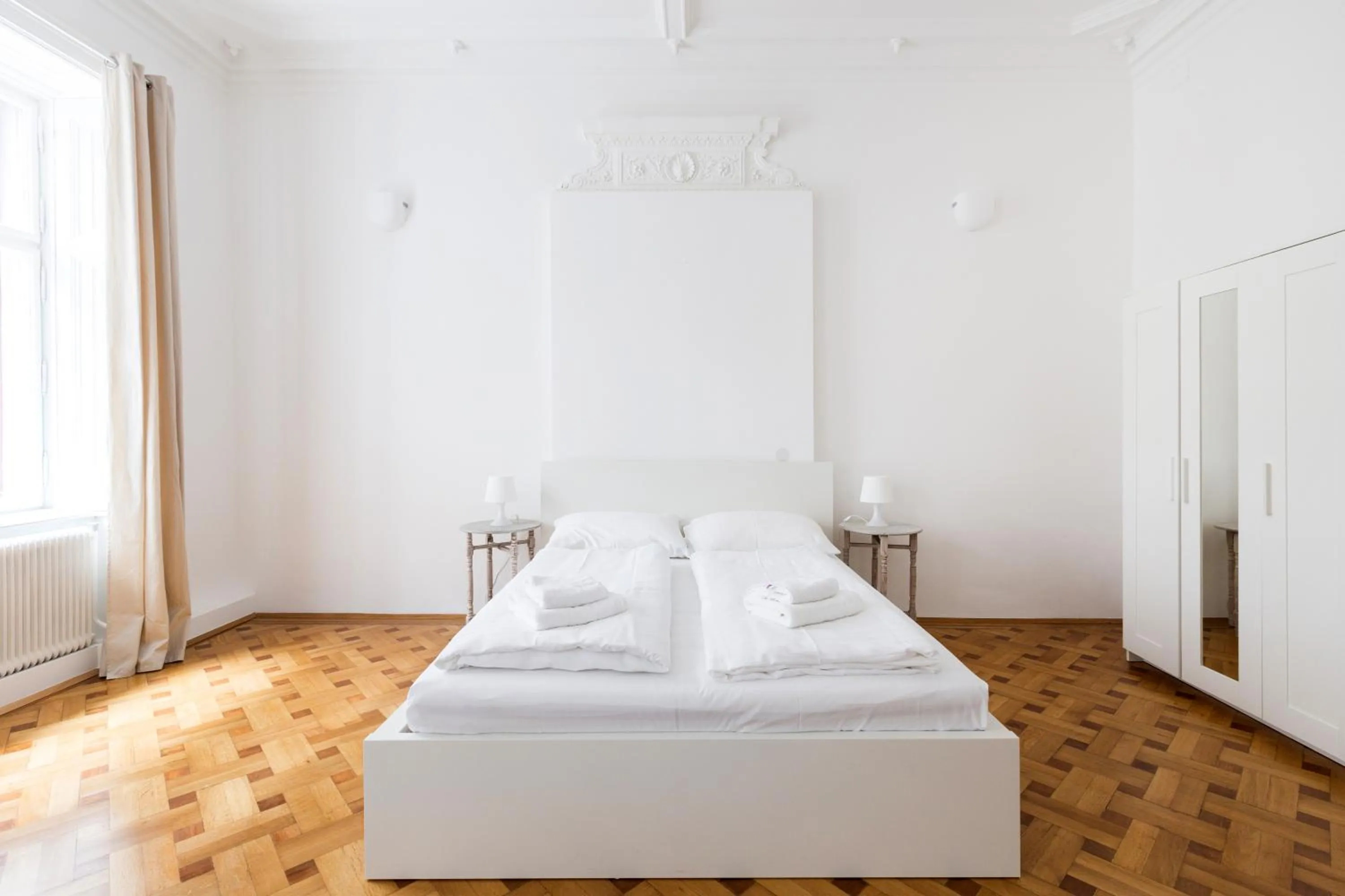 Bed in HeyMi Apartments in City Center