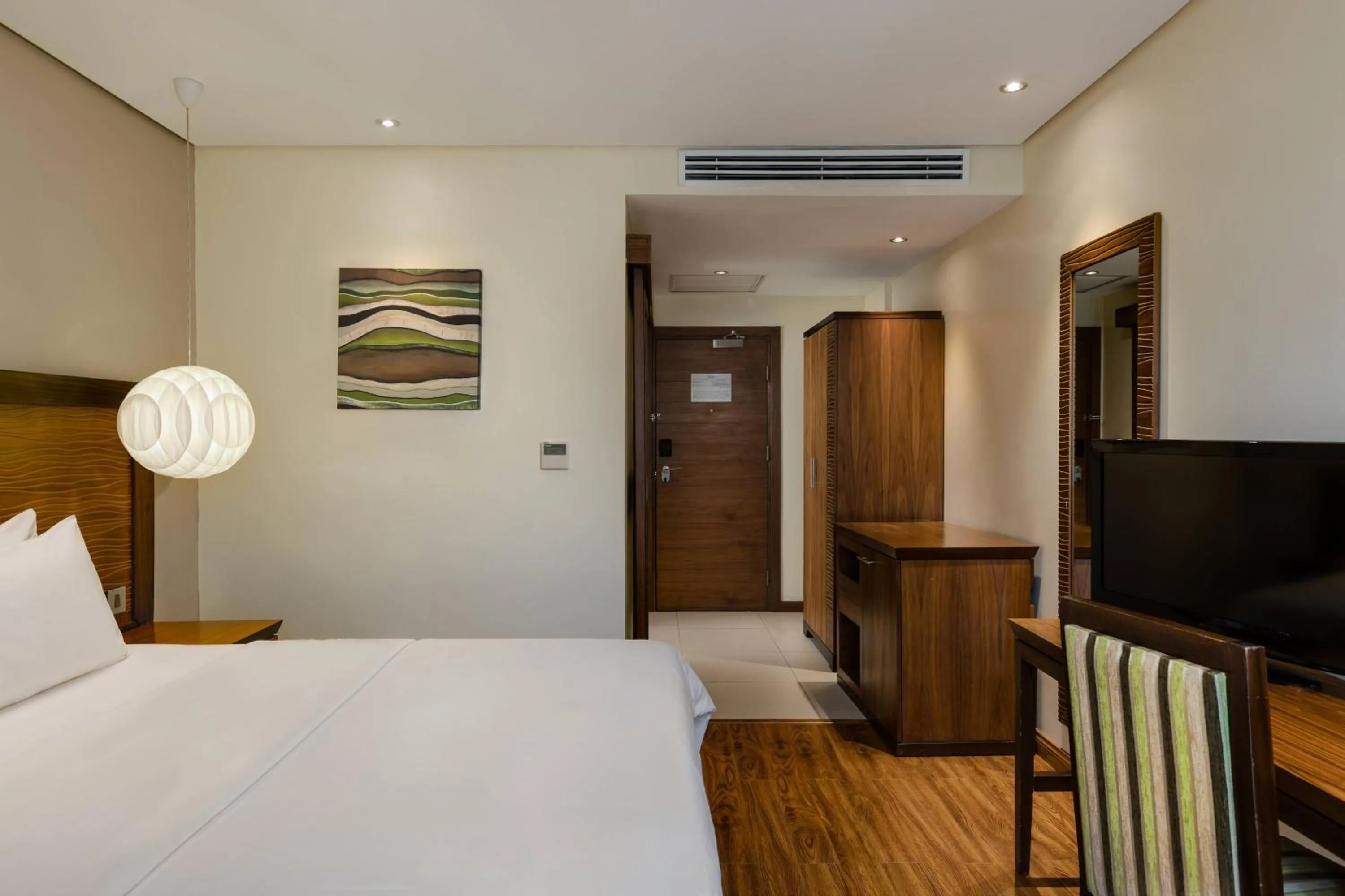 Photo of the whole room, Bed in Protea Hotel by Marriott Benin City Select Emotan