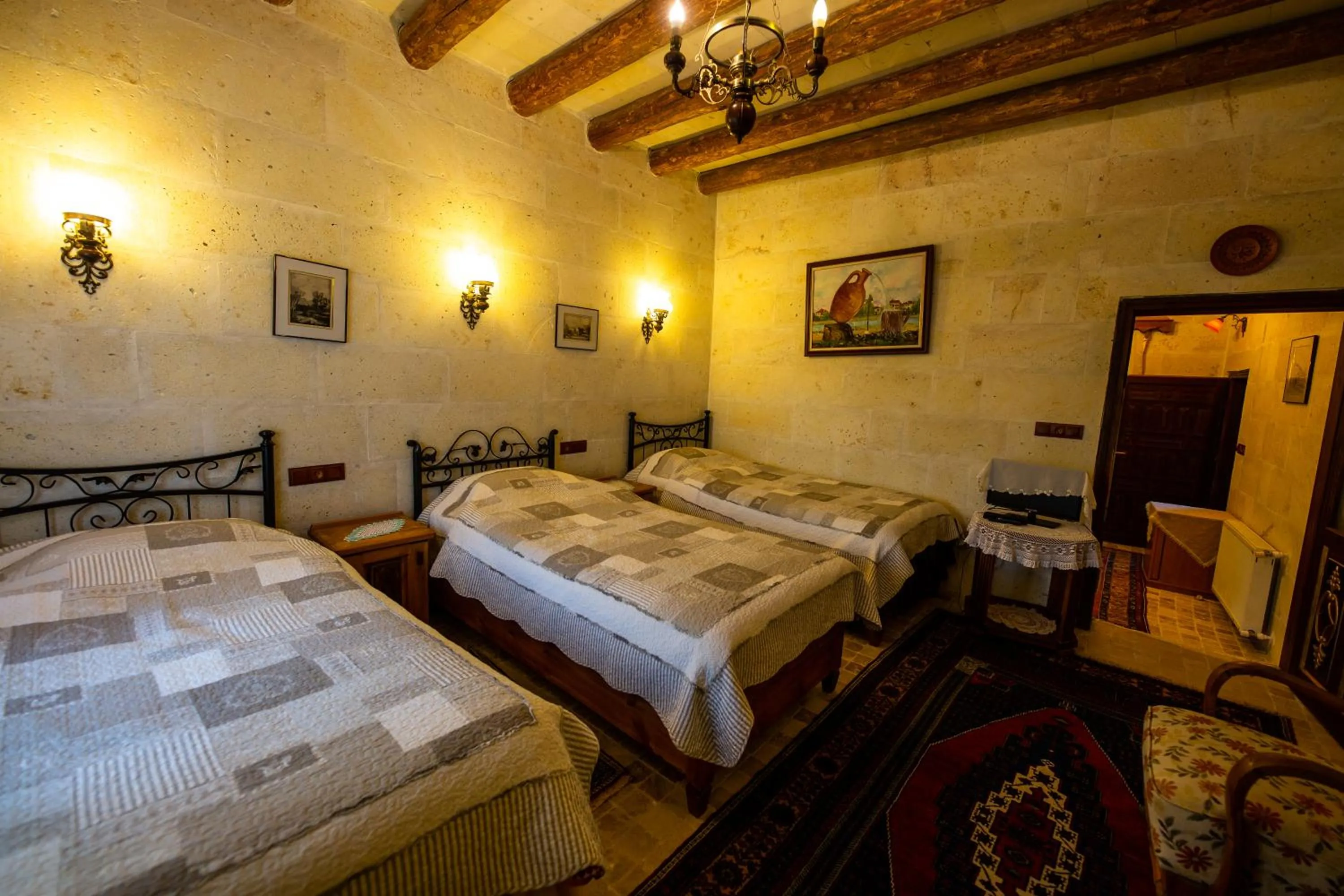 Photo of the whole room, Bed in Sofa Hotel