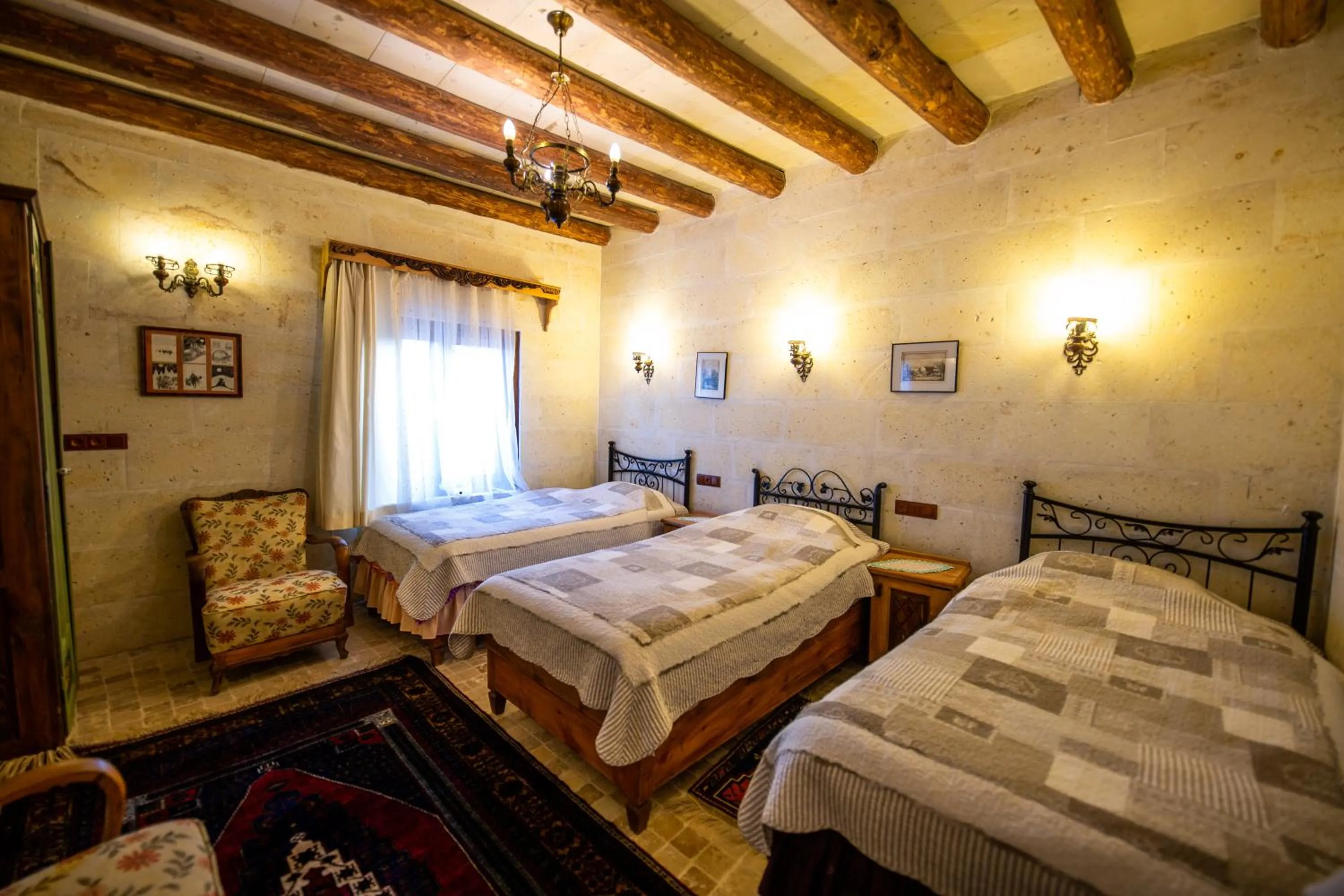 Photo of the whole room, Bed in Sofa Hotel