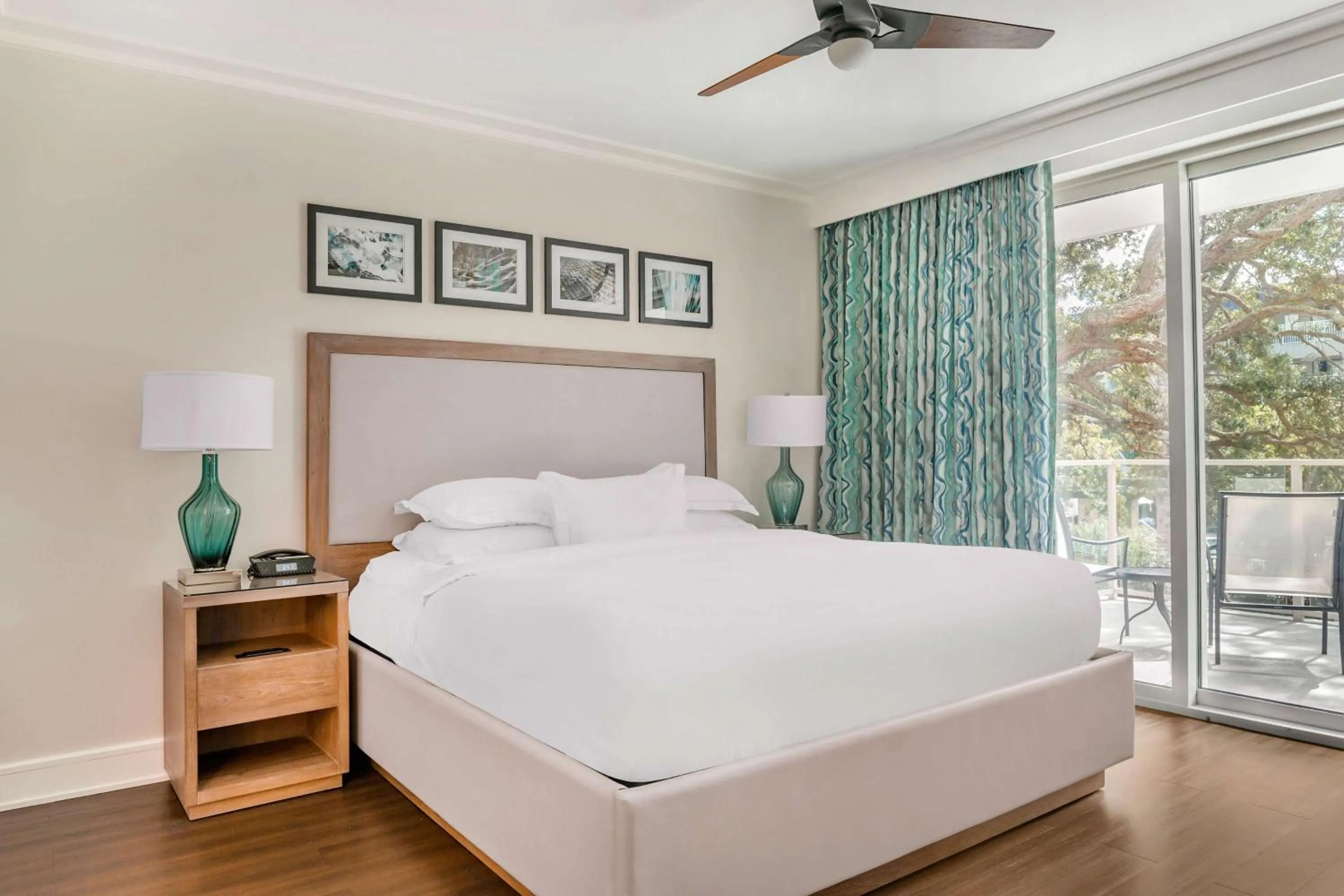 Bed in Hilton Grand Vacations Club Ocean Oak Resort Hilton Head