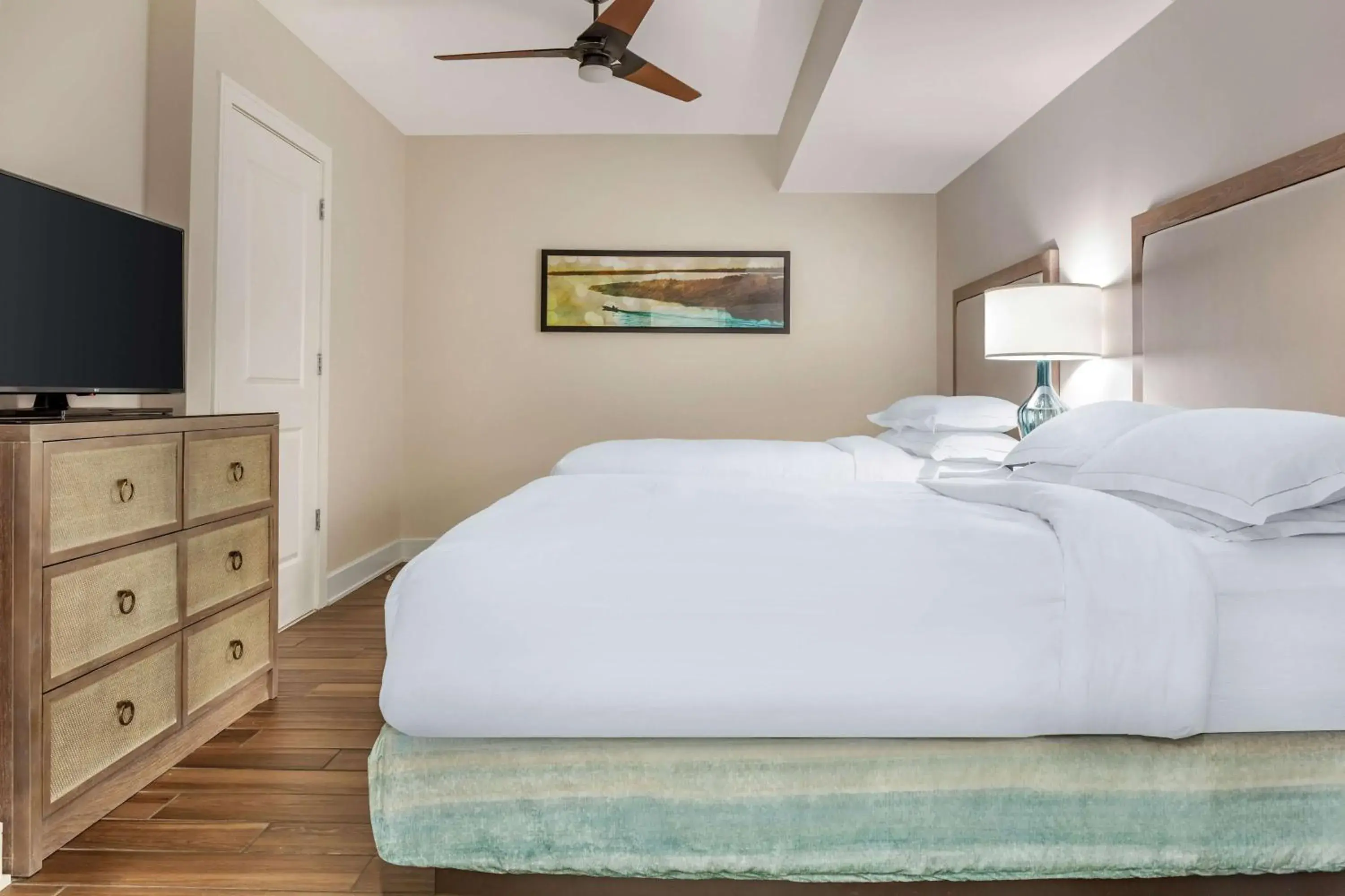 Two-Bedroom Suite with Sofa Bed in Hilton Grand Vacations Club Ocean Oak Resort Hilton Head Two-Bedroom Suite with Sofa Bed in Hilton Grand Vacations Club Ocean Oak Resort Hilton Head