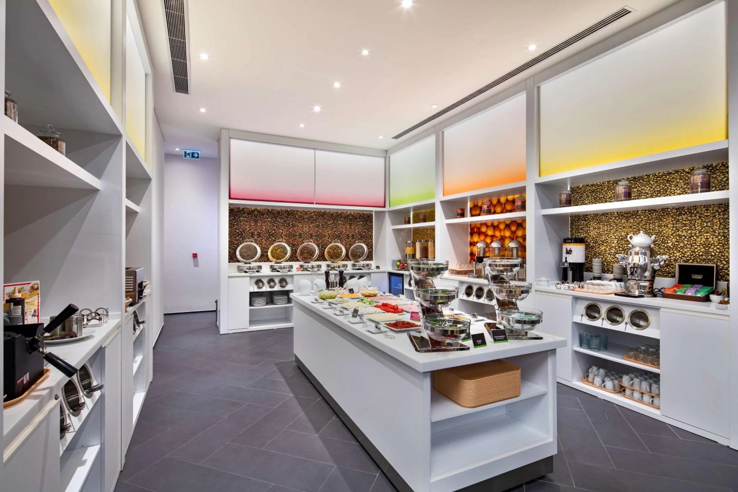 Dining area in Hampton by Hilton Istanbul Zeytinburnu