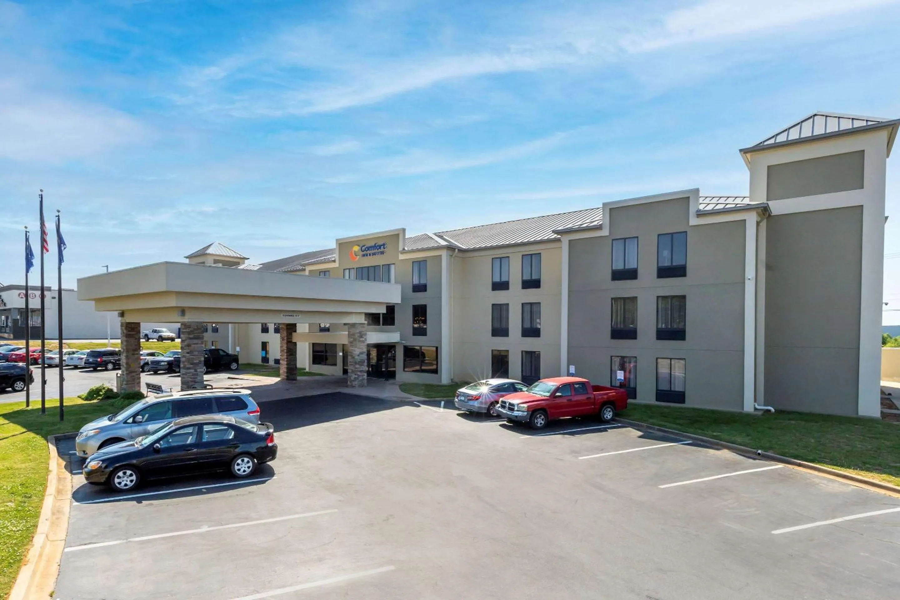 Property building in Comfort Inn & Suites Greer - Greenville