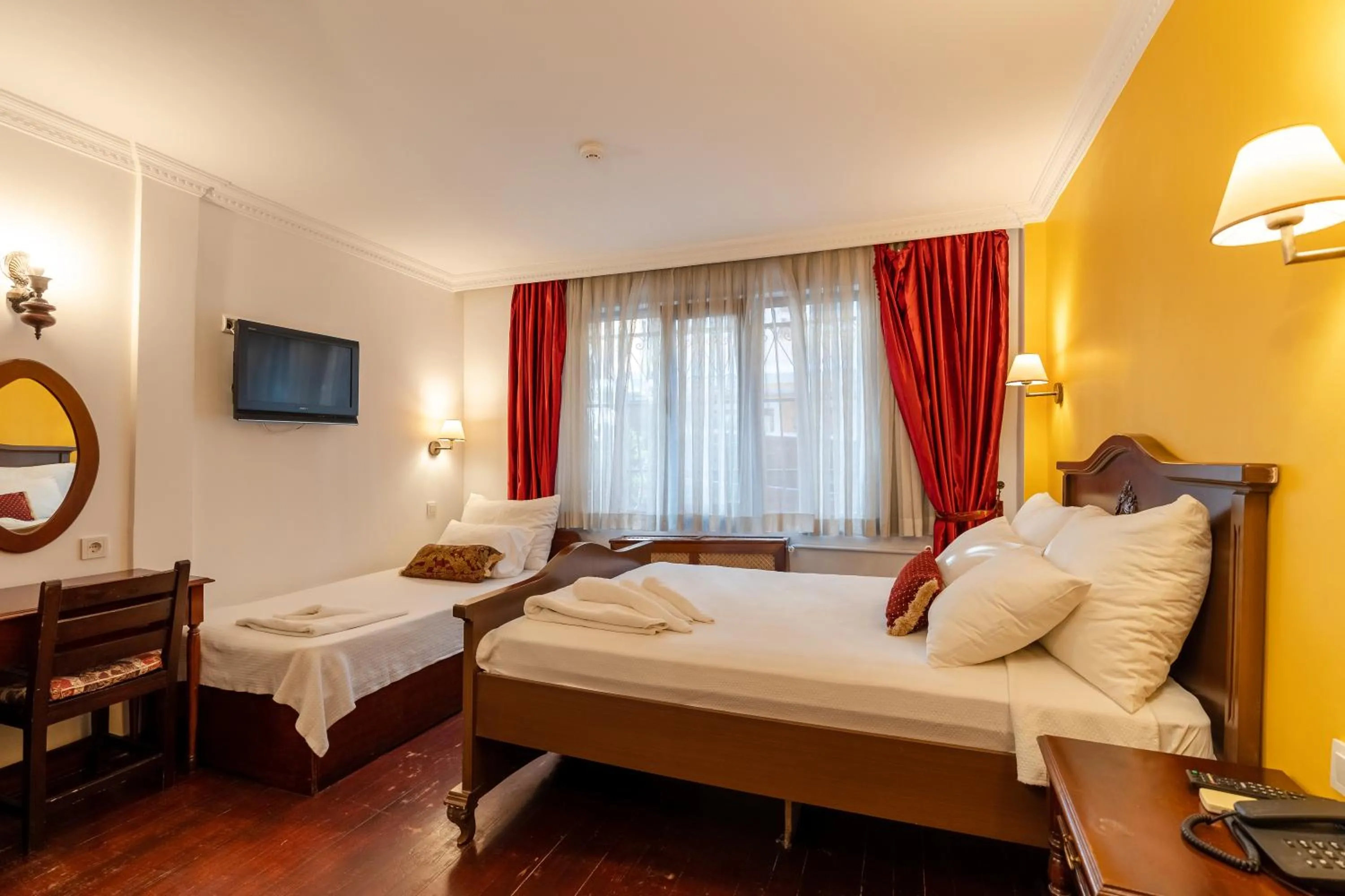 Bed in Şebnem Hotel