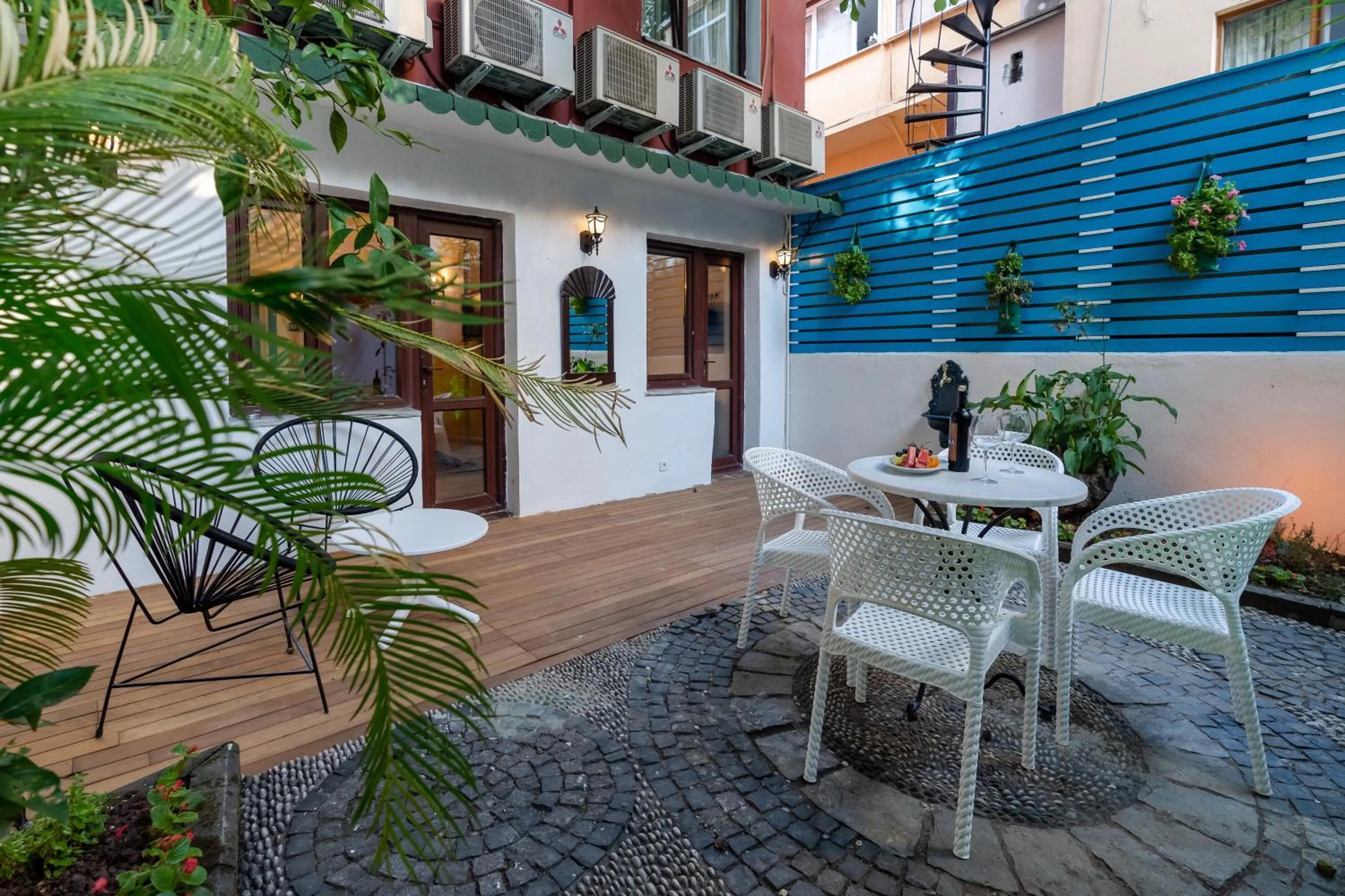 Patio in Şebnem Hotel