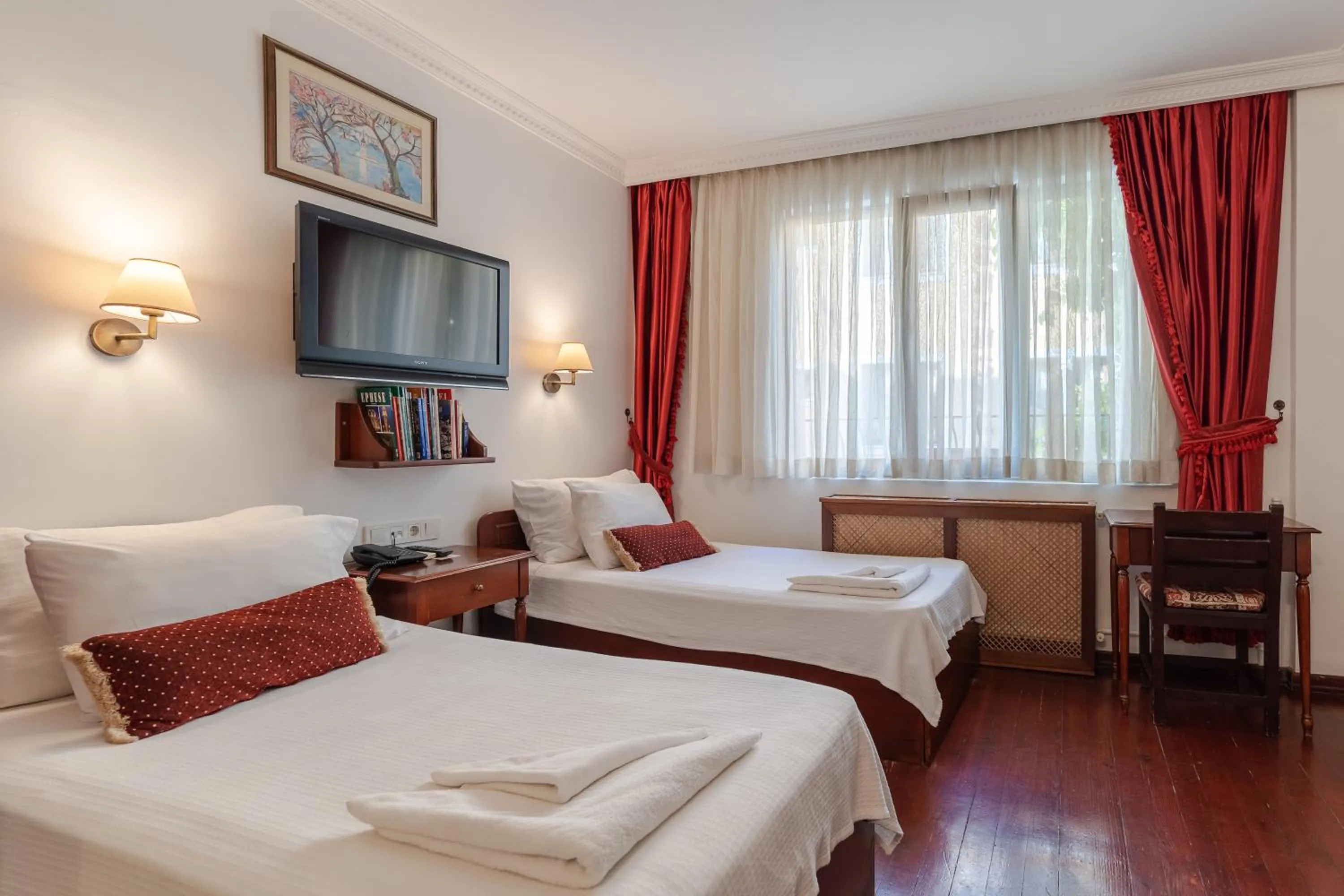 Bed in Şebnem Hotel