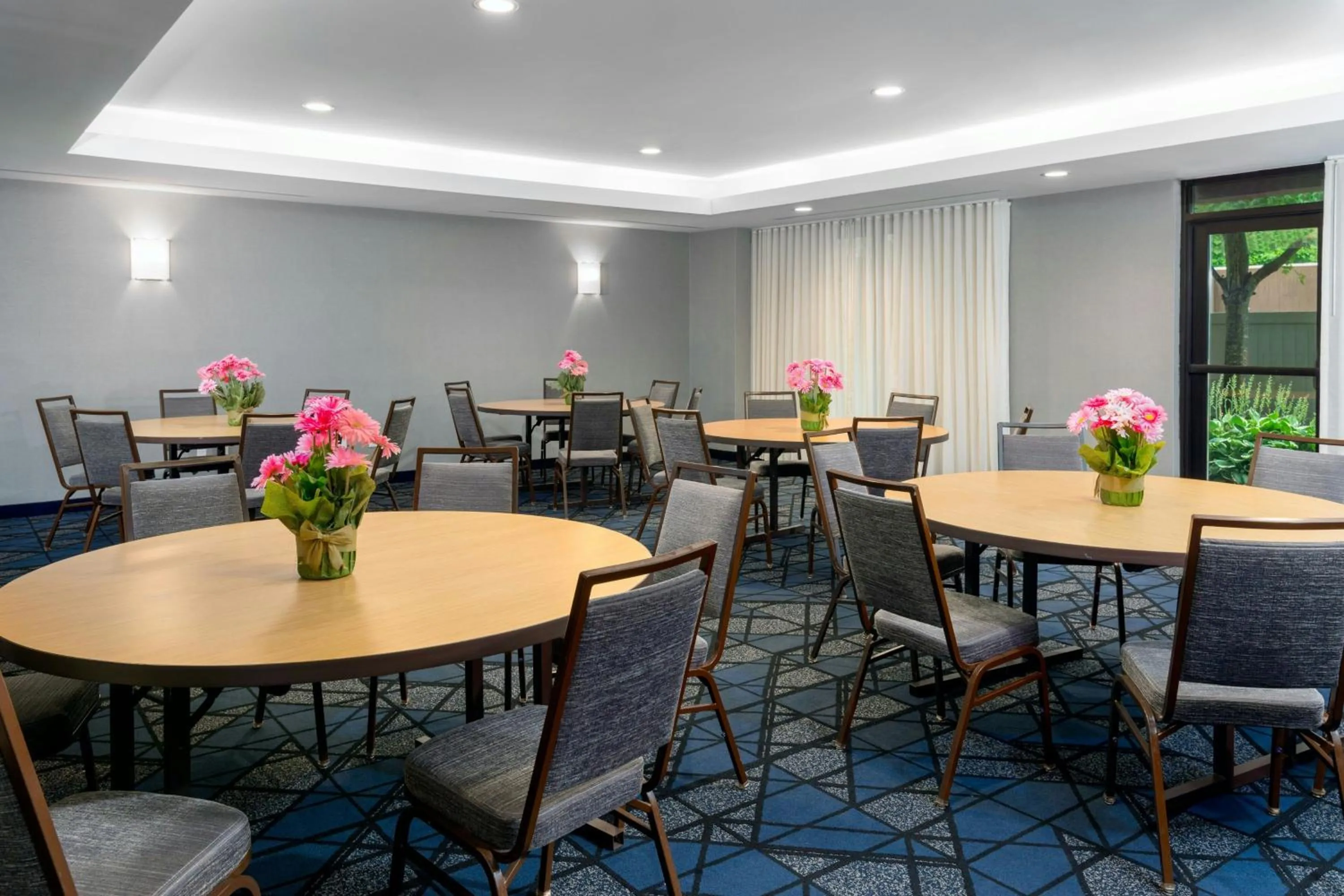 Meeting/conference room in Courtyard by Marriott Danbury