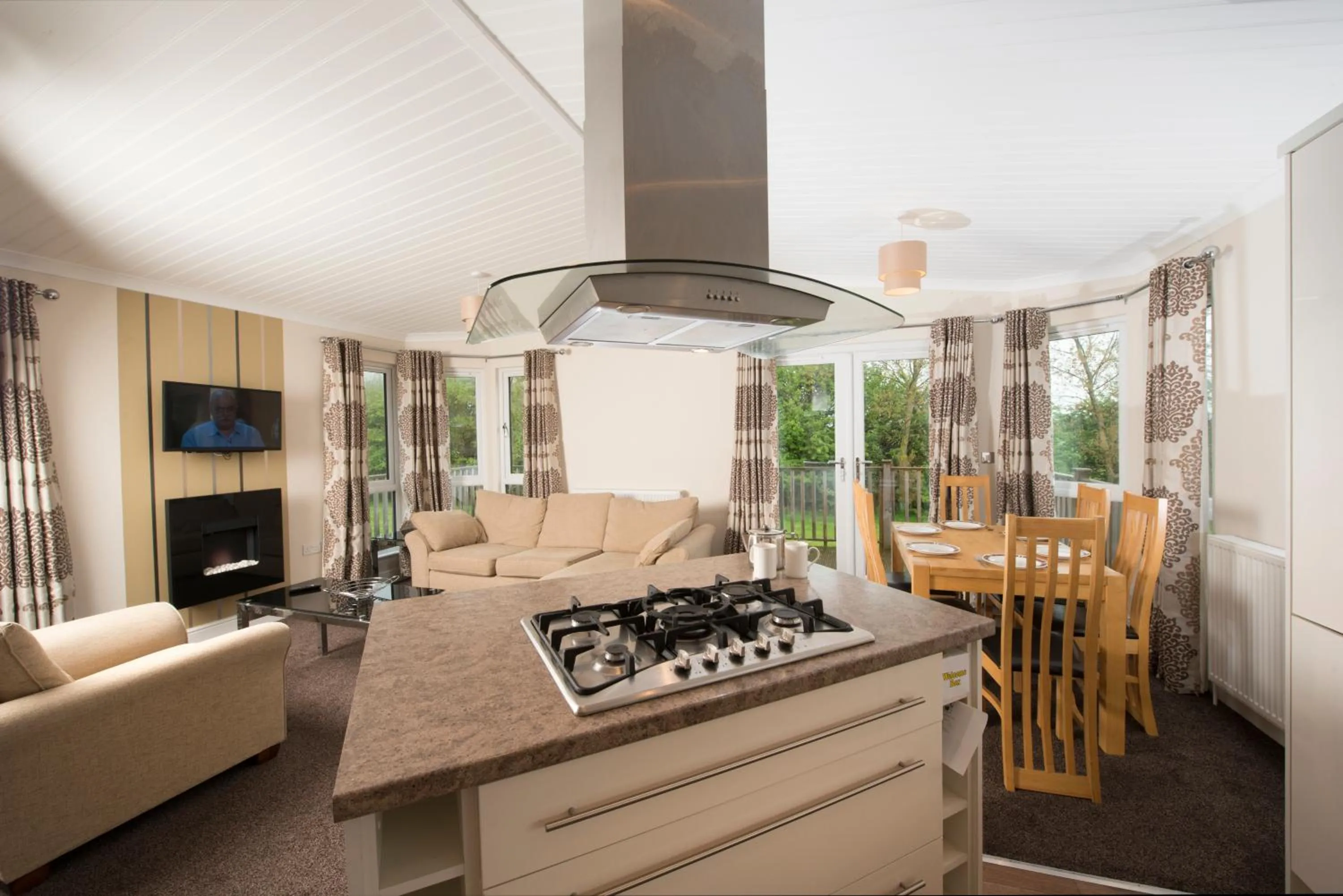 Kitchen or kitchenette in Sandy Glade Holiday Park