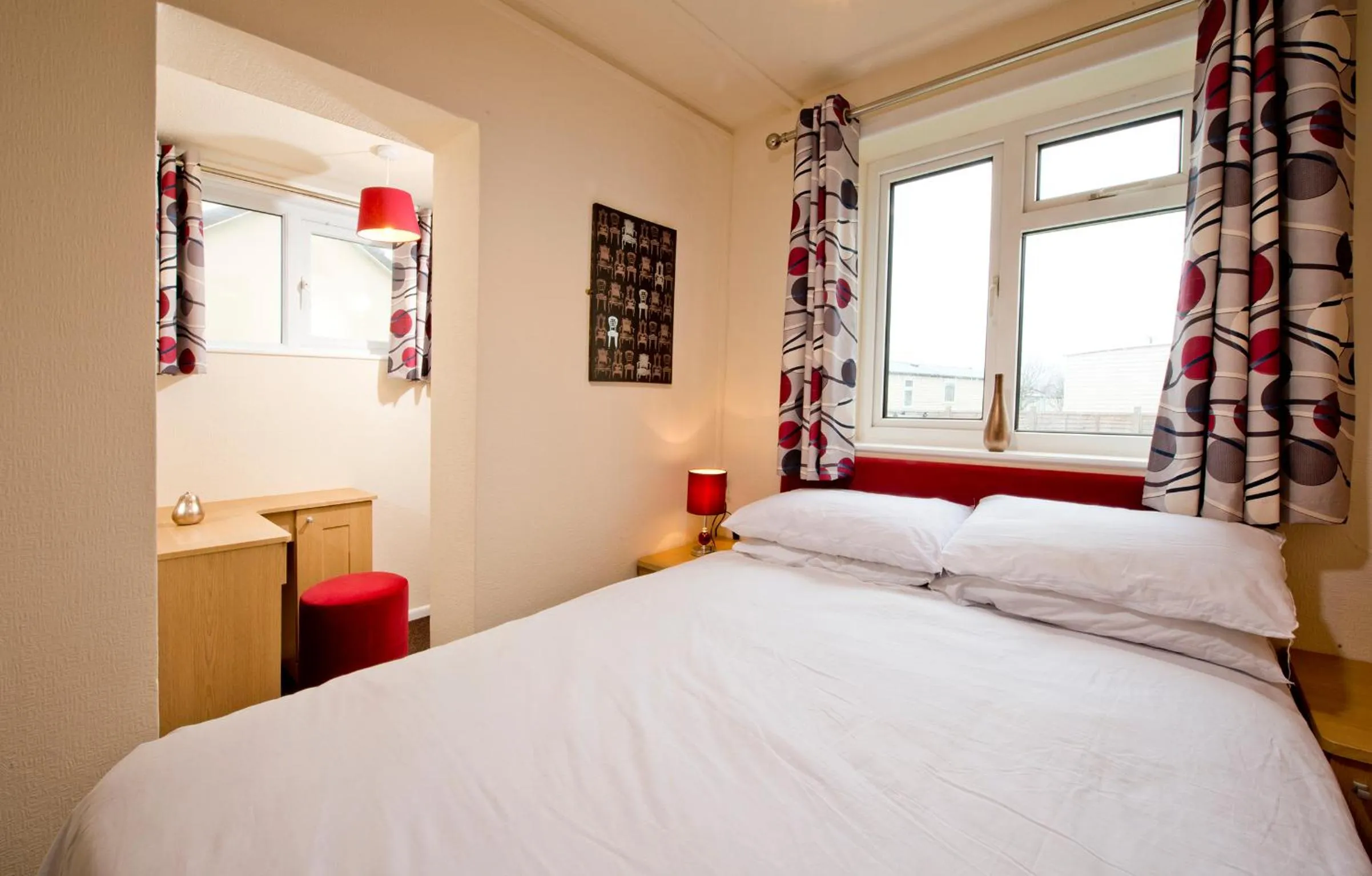 Bedroom, Bed in Sandy Glade Holiday Park