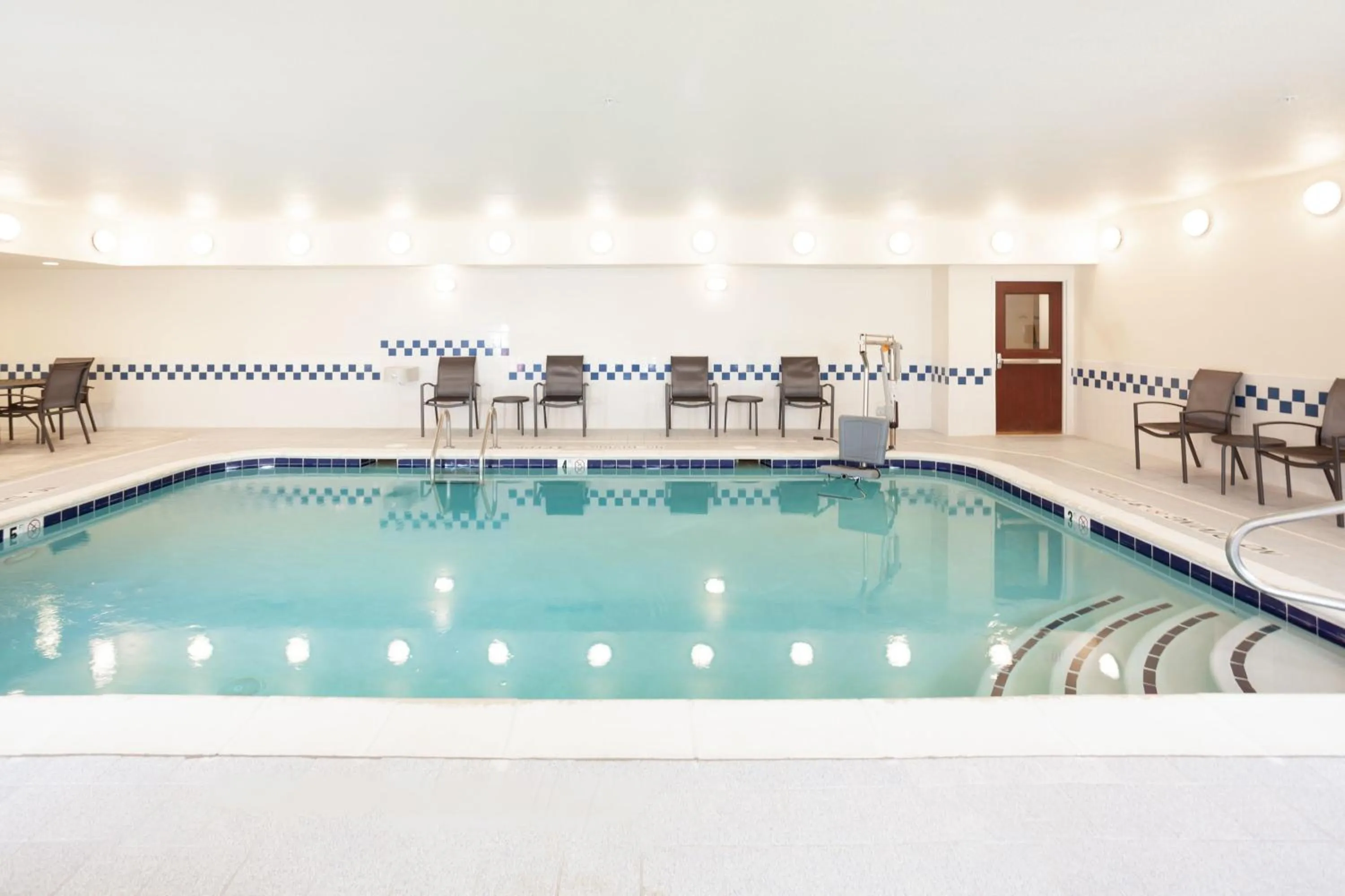Swimming pool in Fairfield Inn by Marriott North Little Rock