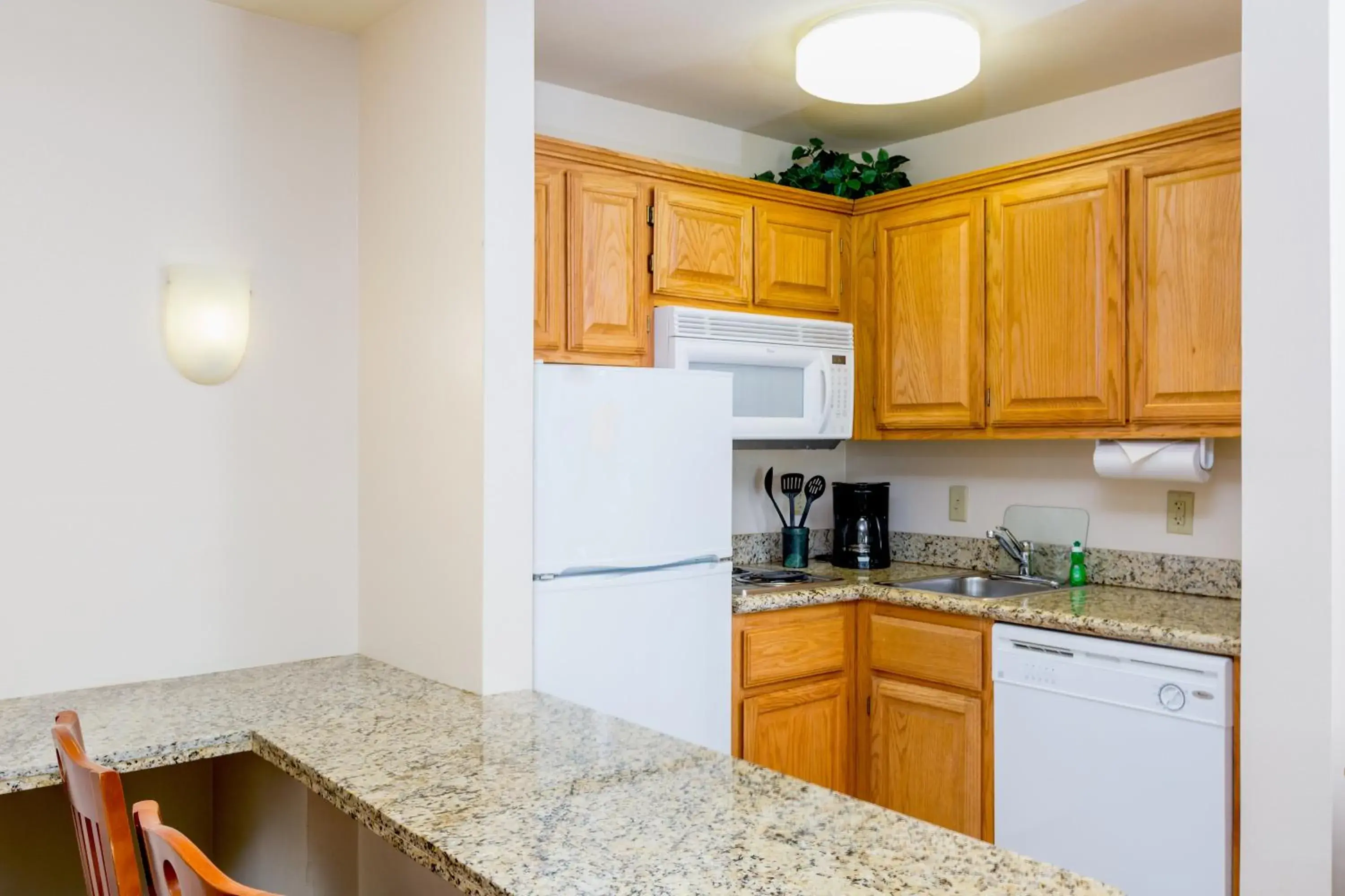 King Room with Two King Beds - Non-Smoking in Staybridge Suites - Brownsville by IHG King Room with Two King Beds - Non-Smoking in Staybridge Suites - Brownsville by IHG