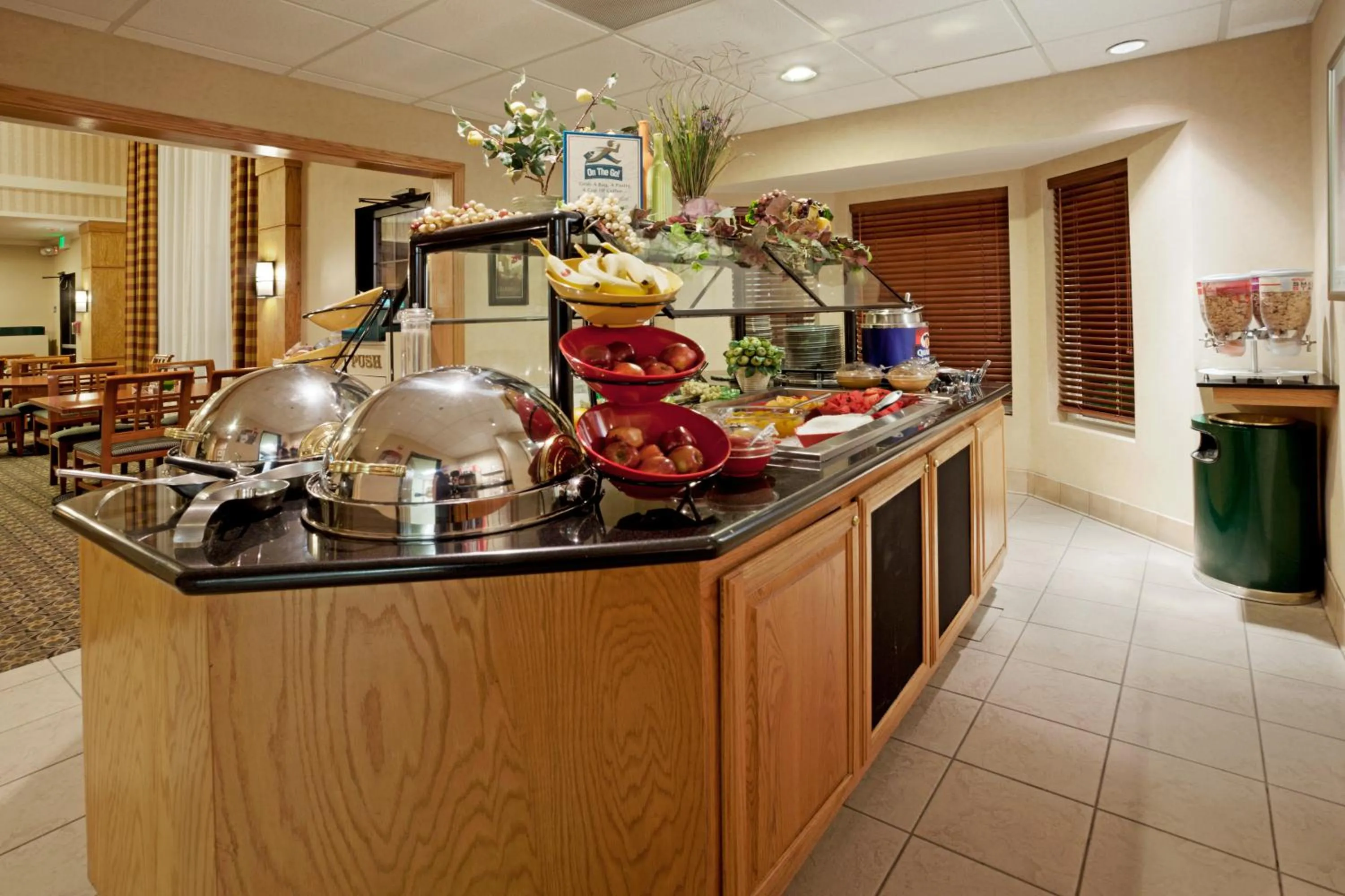 Restaurant/places to eat in Staybridge Suites - Brownsville by IHG