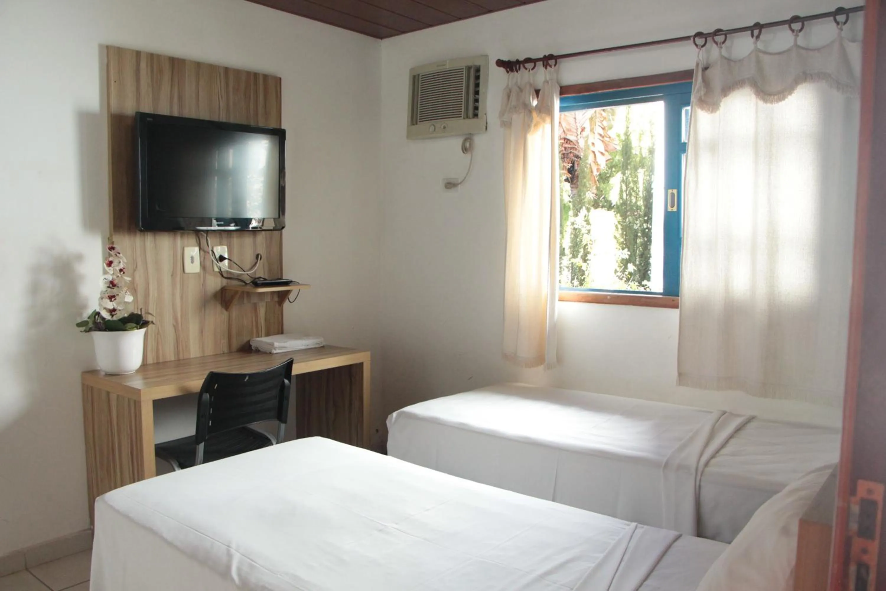 Bed in CR Hotel Bueno