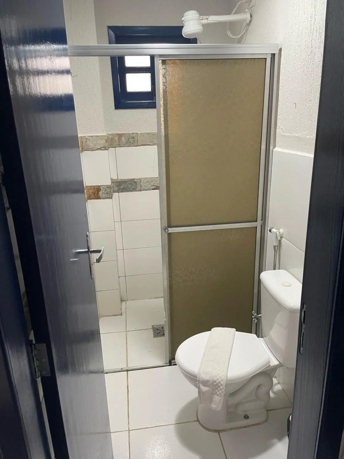 Bathroom in CR Hotel Bueno