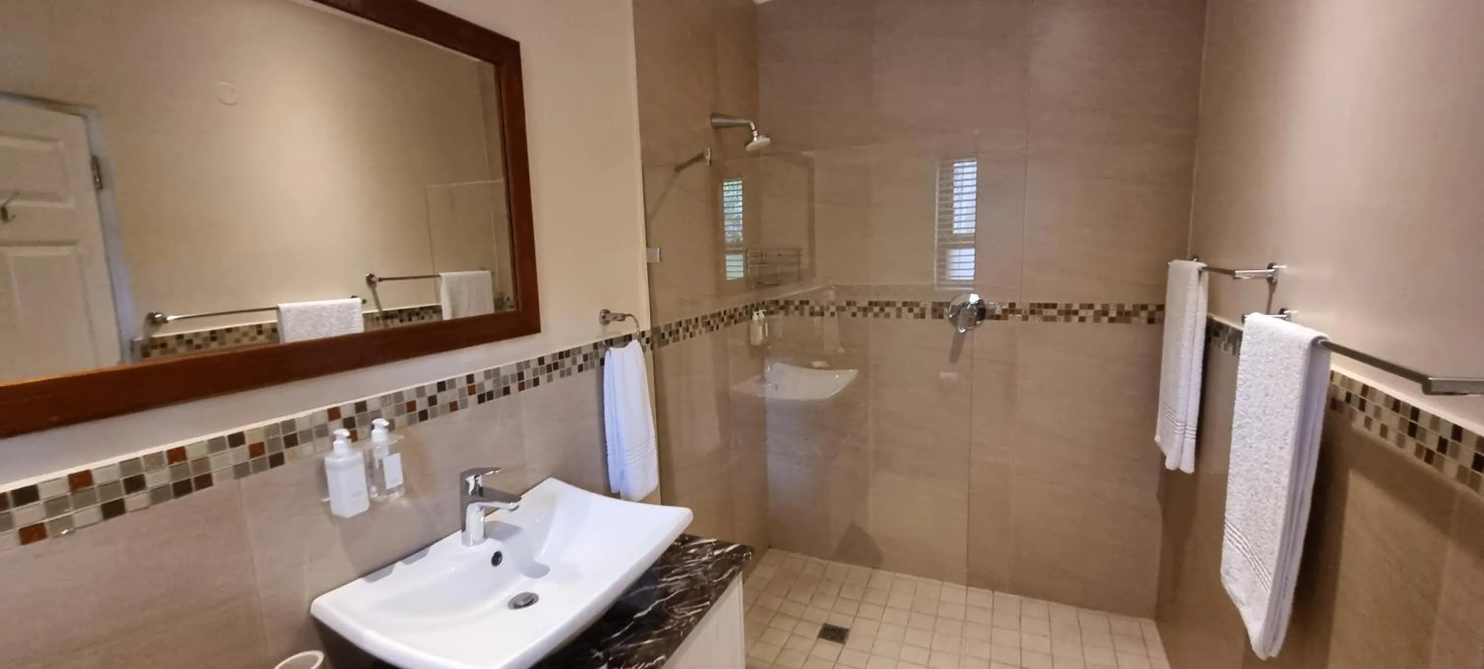 Property building in SomerZicht Guest House