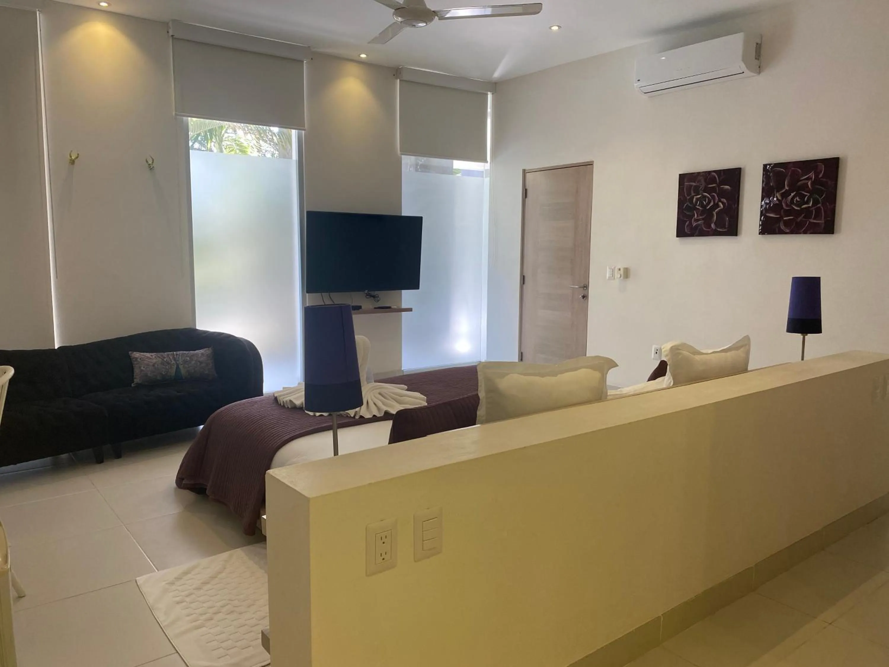 Living room in CASA-22 Luxury Boutique Hotel