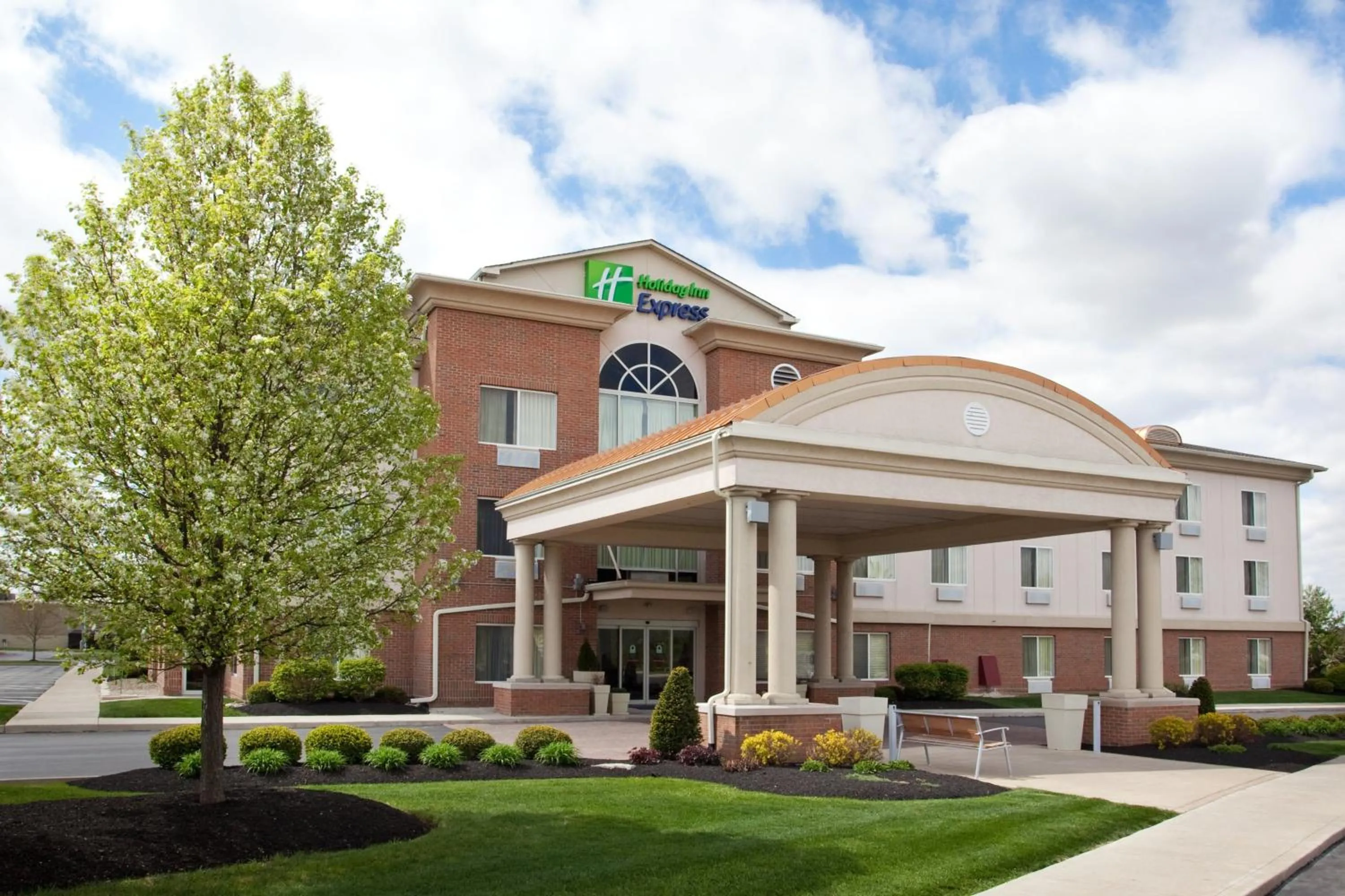 Property building in Holiday Inn Express Hotel & Suites Marion by IHG