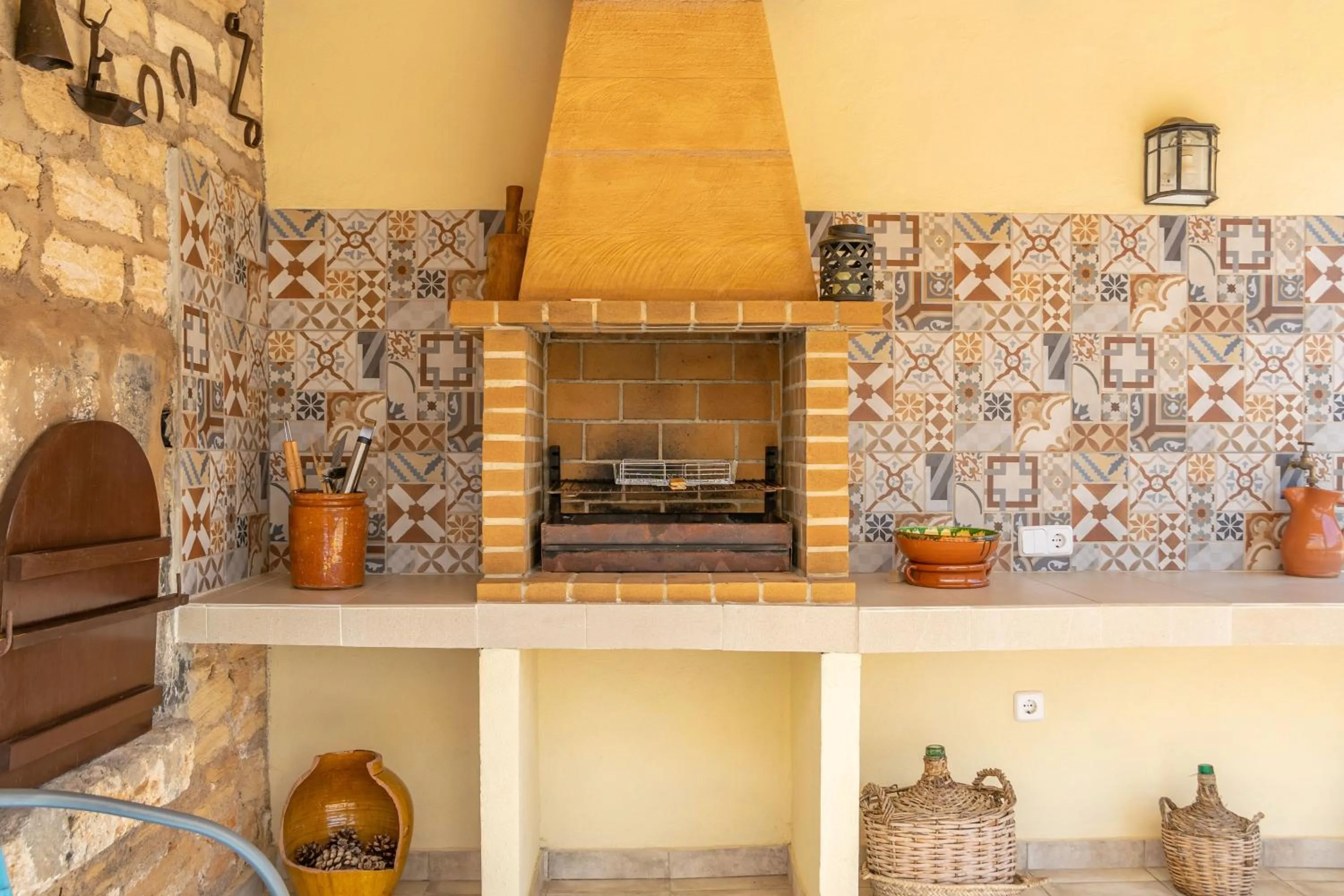 BBQ facilities in 3 C'an Boto