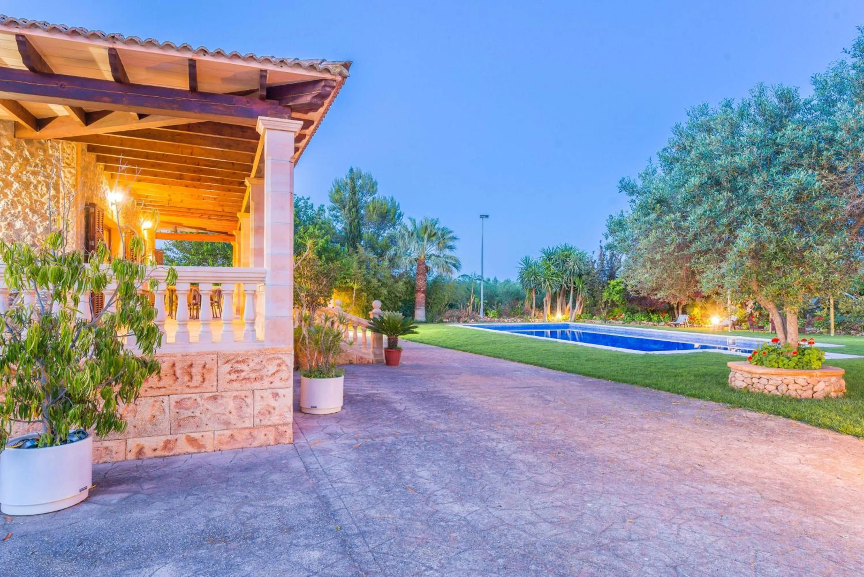 Property building in Ca'n Berguins