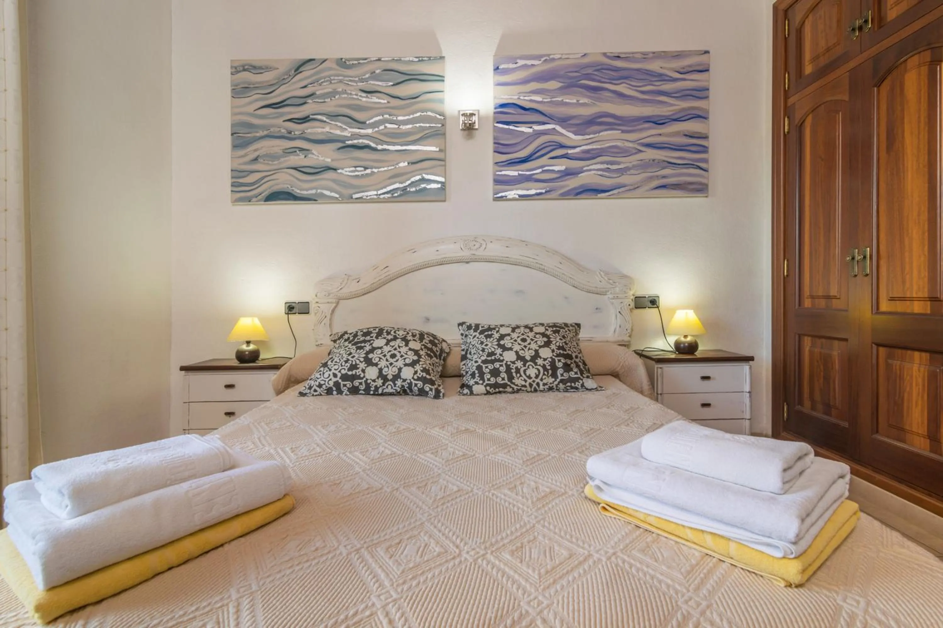 Bedroom, Bed in Ca'n Berguins