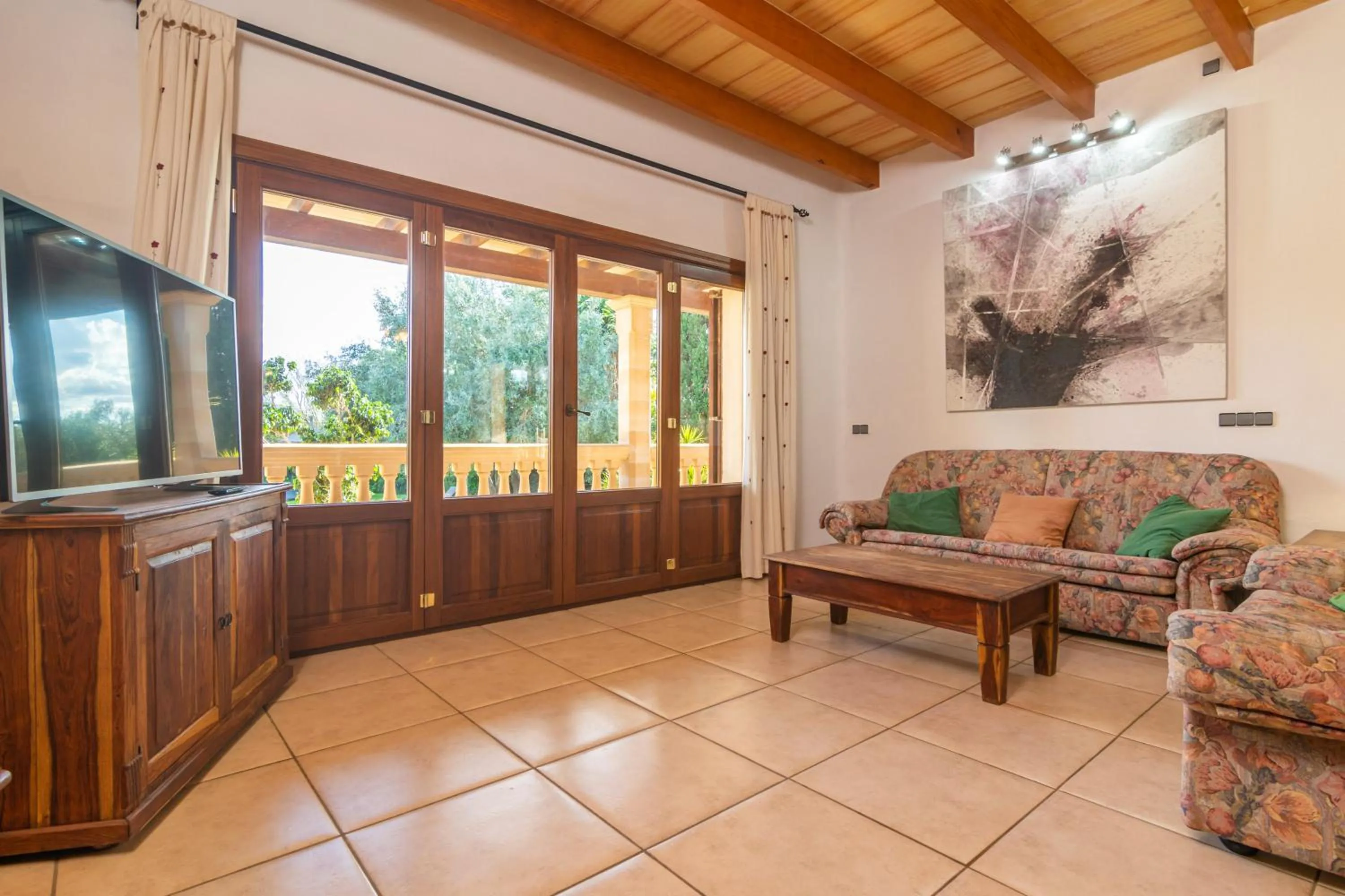 Living room in Ca'n Berguins