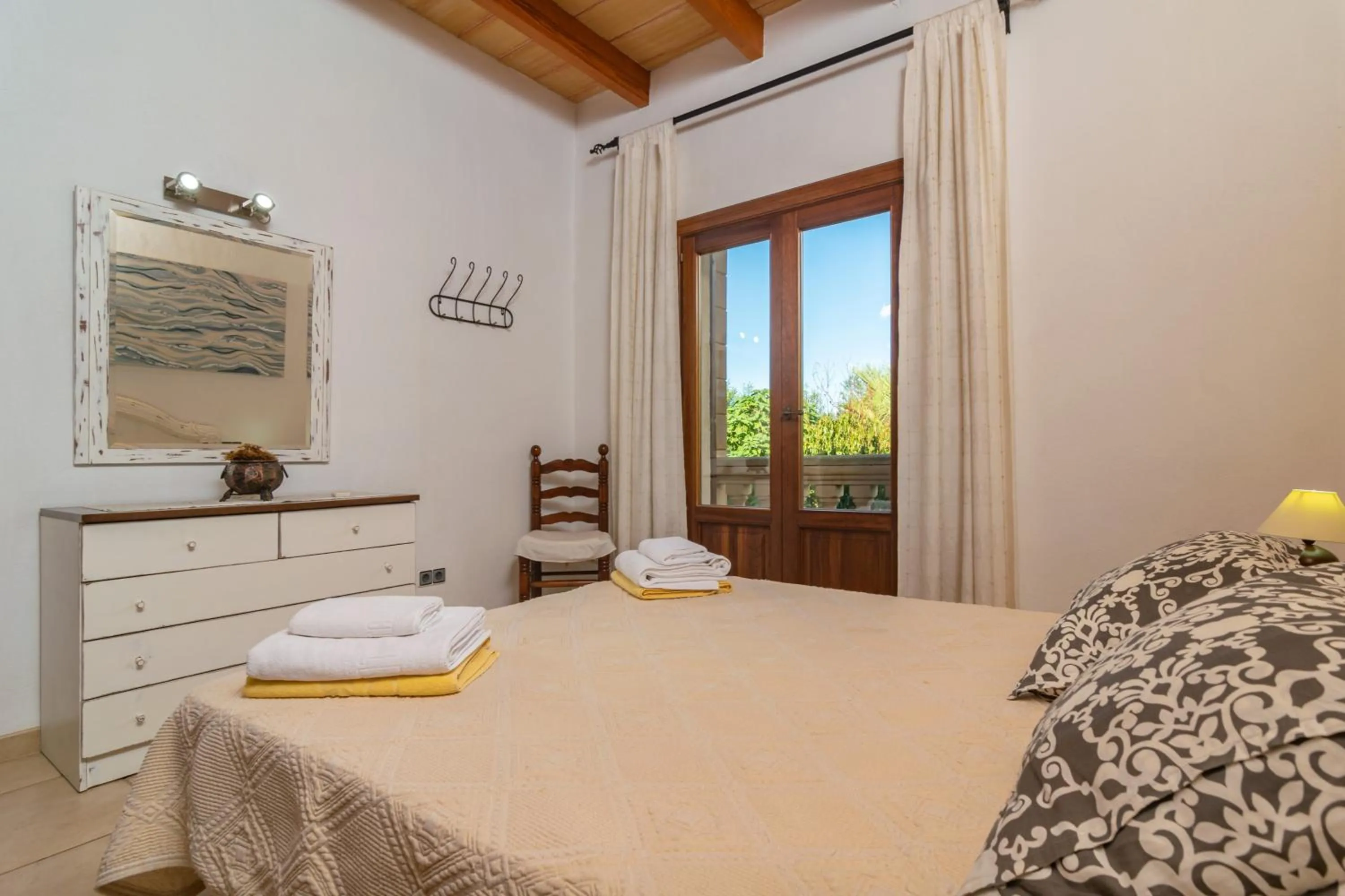 Bedroom, Bed in Ca'n Berguins