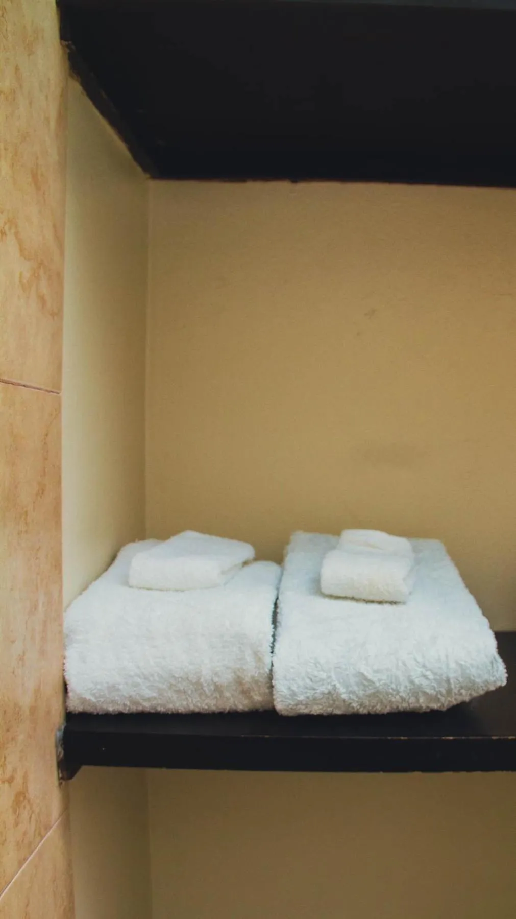 towels, Bed in Eventuality B&B New Kingston