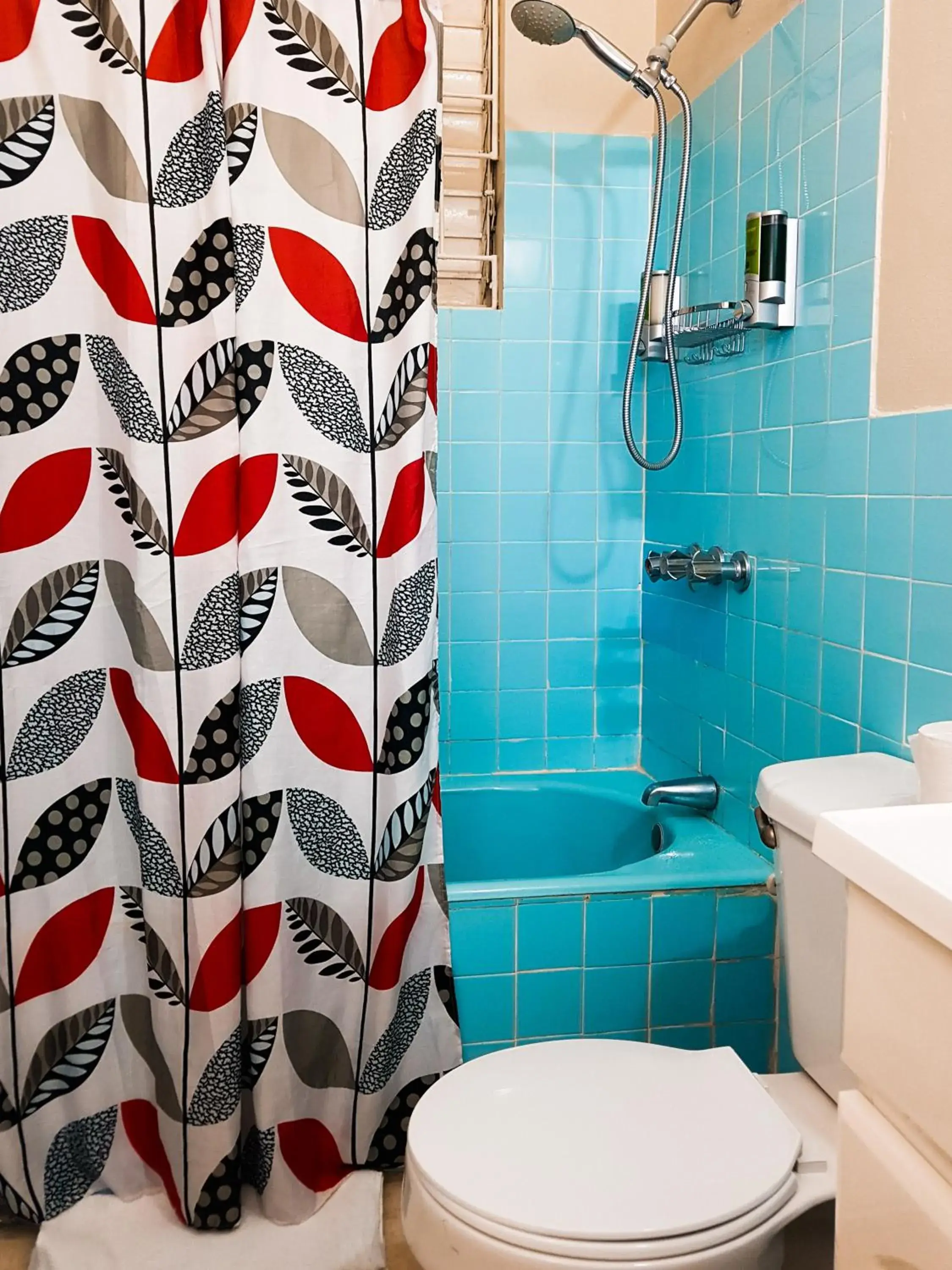 Twin Room with Private External Bathroom in Eventuality B&B New Kingston Twin Room with Private External Bathroom in Eventuality B&B New Kingston