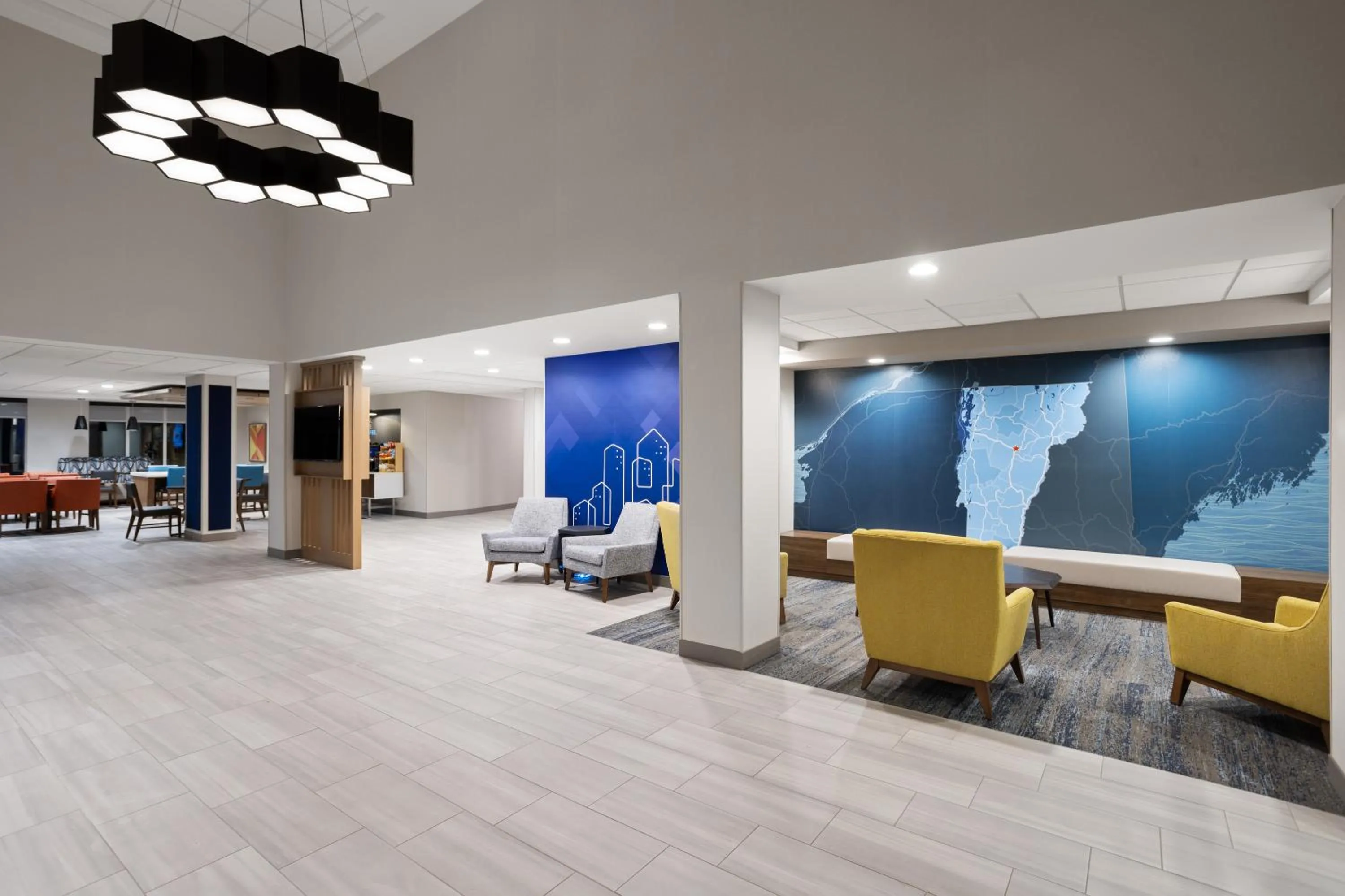 Lobby or reception in Holiday Inn Express Hotel & Suites Brattleboro by IHG