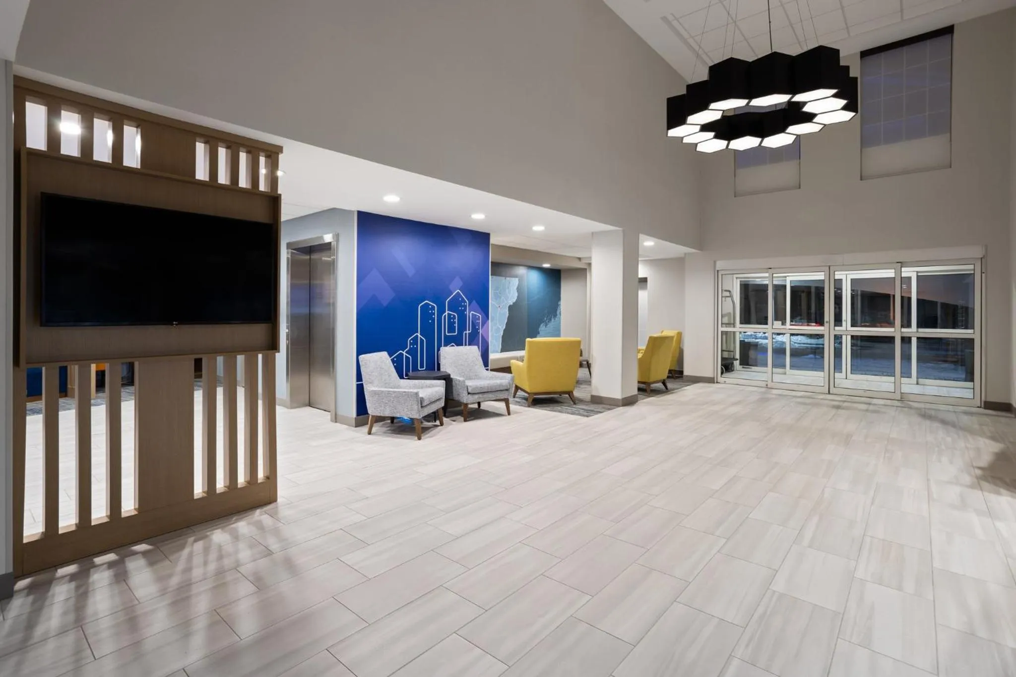 Property building in Holiday Inn Express Hotel & Suites Brattleboro by IHG