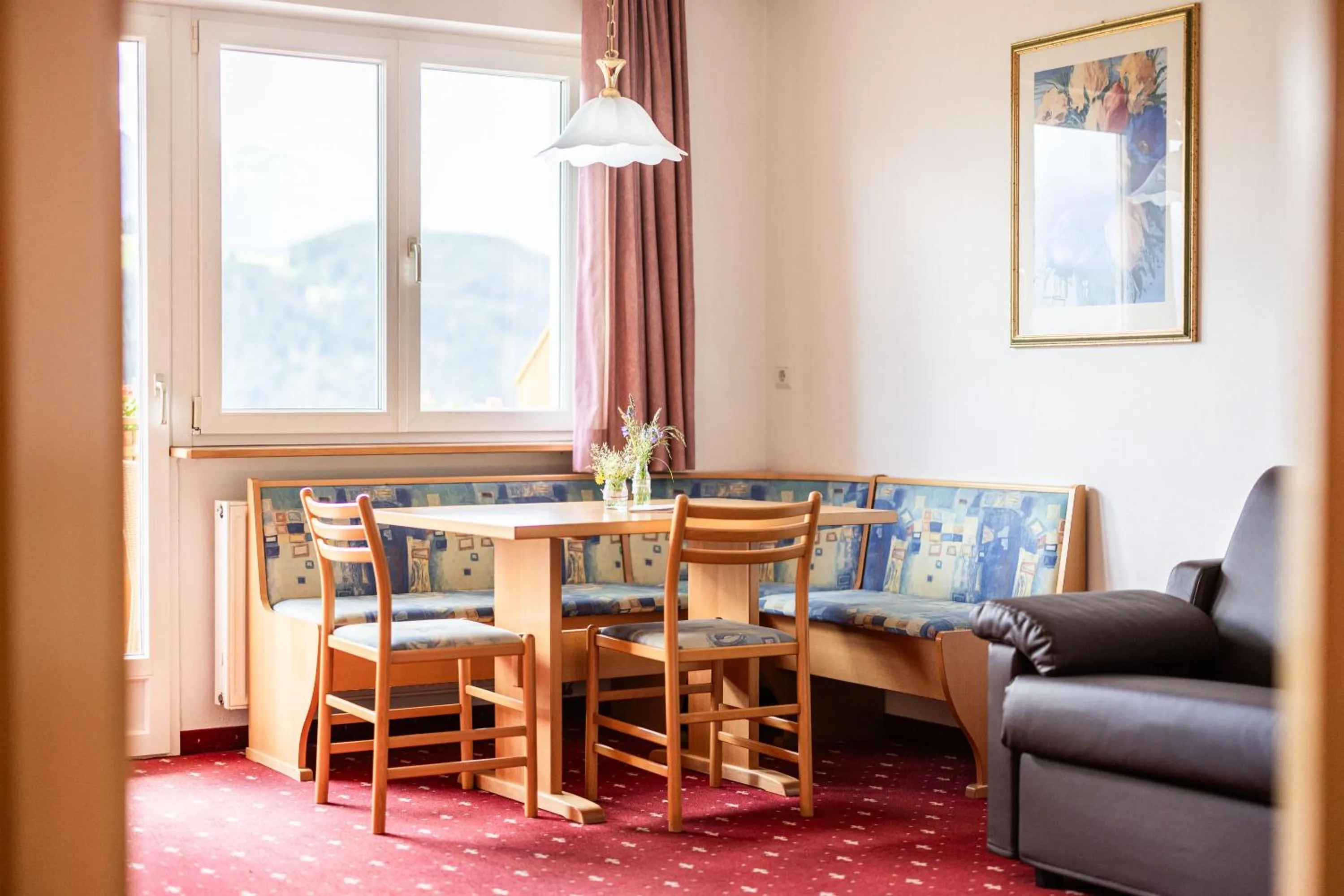 Living room in EGGER Apartments & Suites