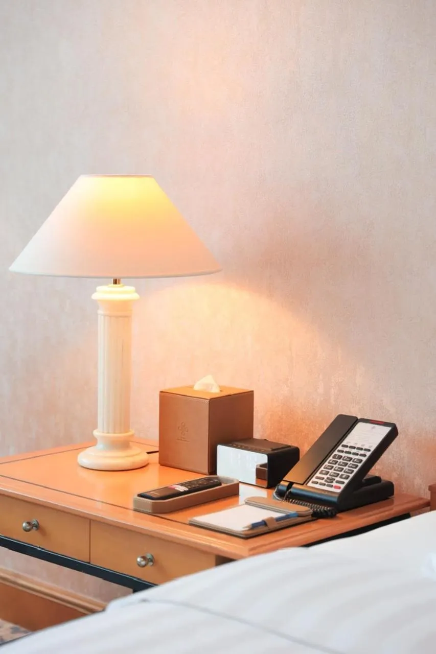 Bedroom, Bed in Hanoi Daewoo Hotel