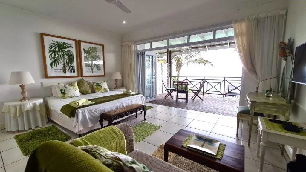 Photo of the whole room, Bed in Shaka's Seat Guesthouse