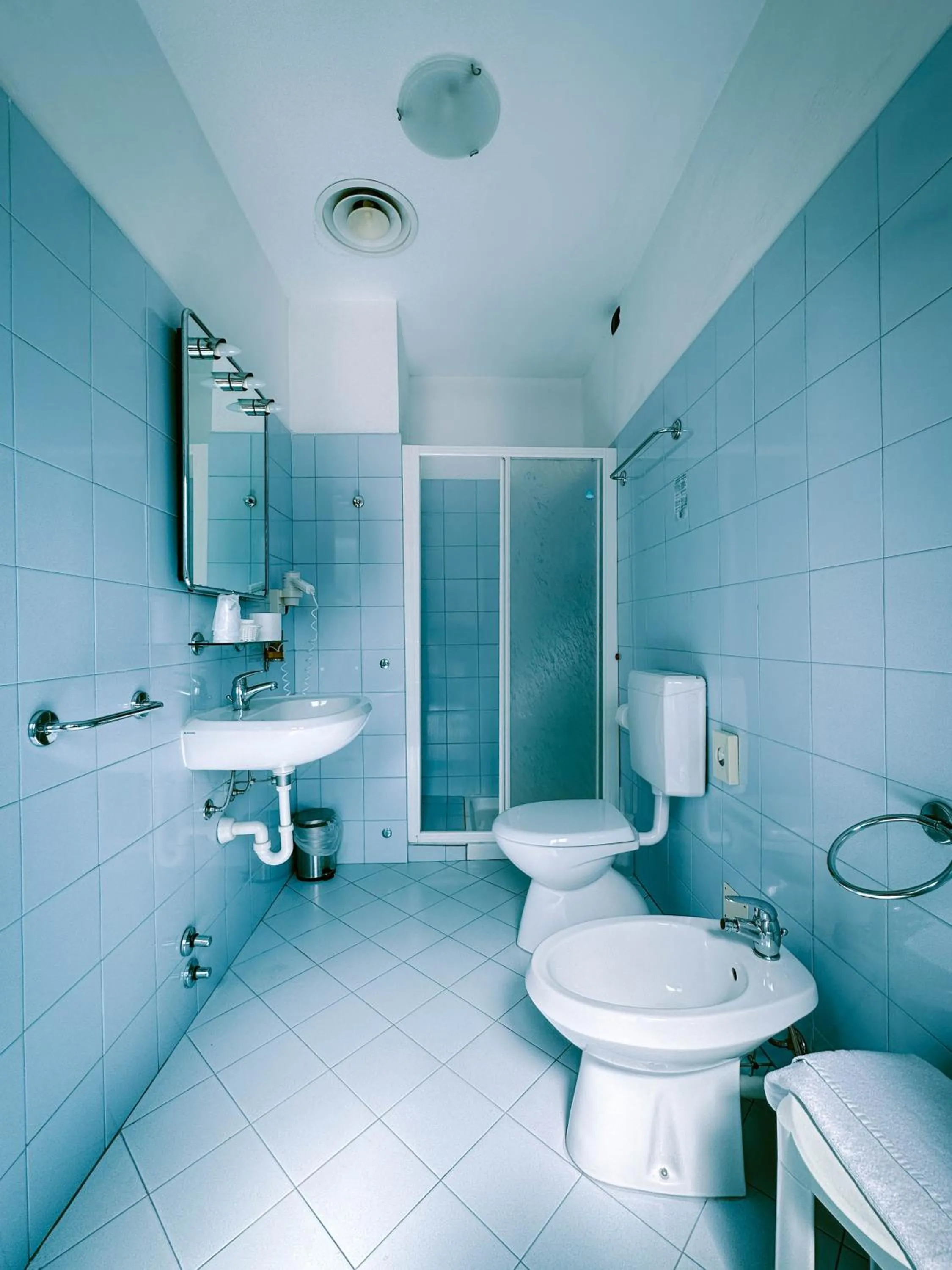 Bathroom in Hotel Bello by Ostello Bello