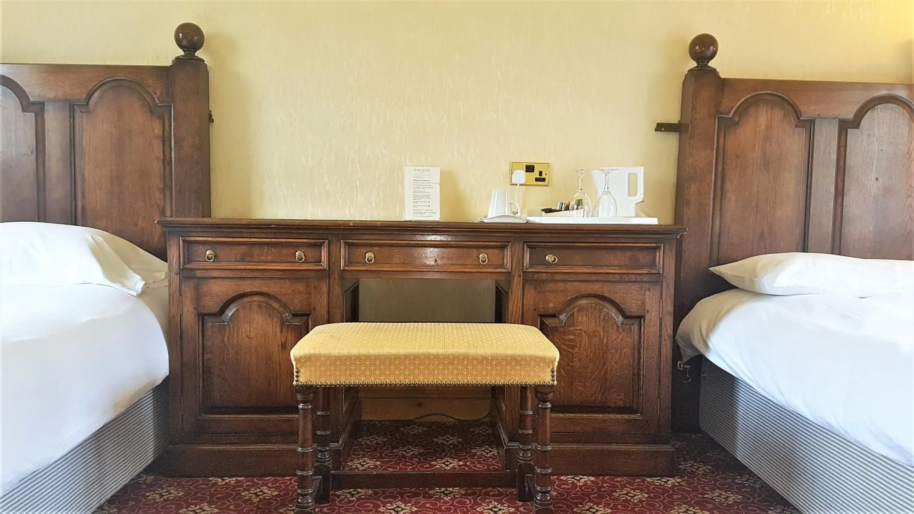 Standard Twin Room in Villare Hitchin Town Centre Standard Twin Room in Villare Hitchin Town Centre