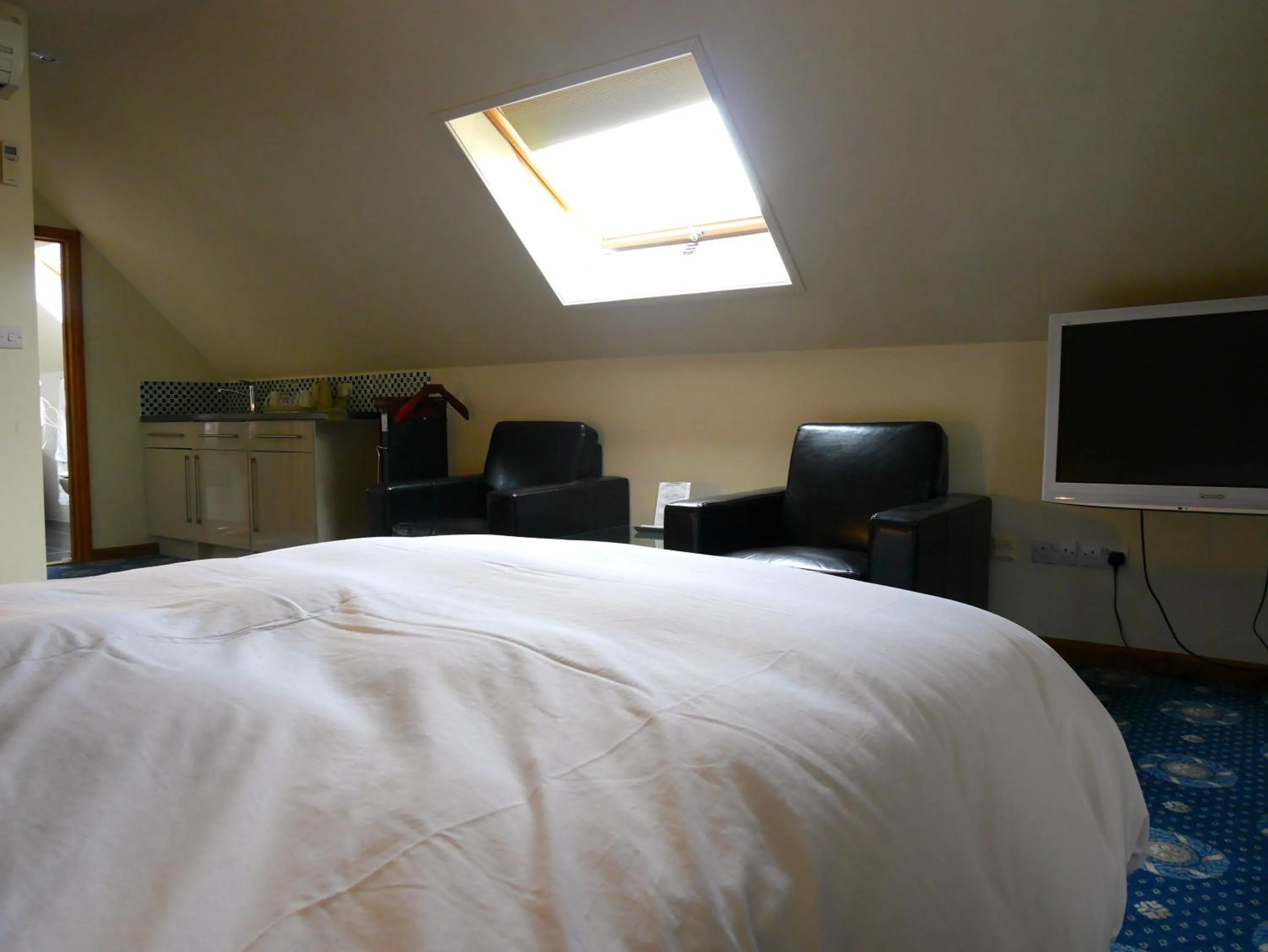 Bedroom, Bed in Villare Hitchin Town Centre