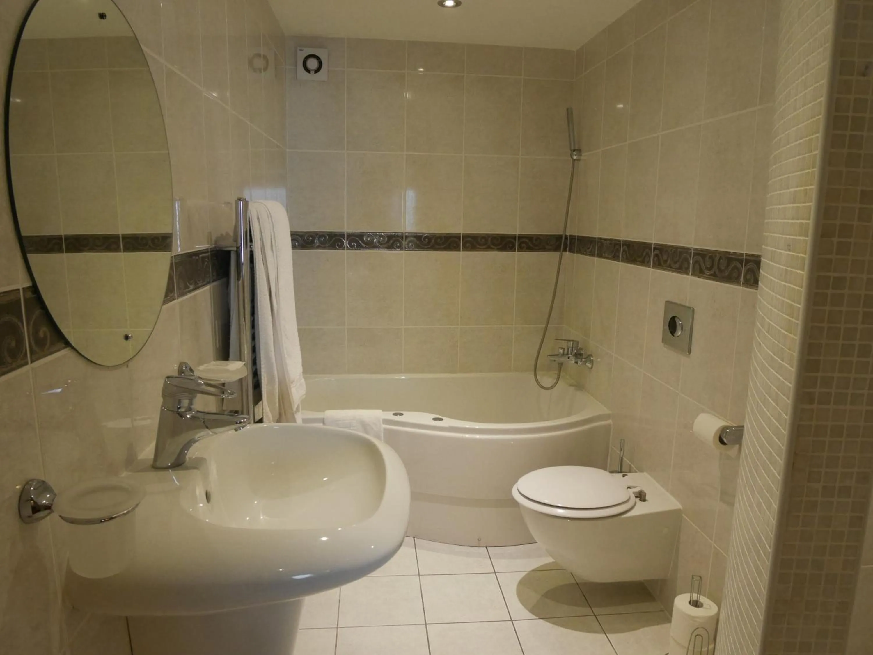 Shower in Villare Hitchin Town Centre