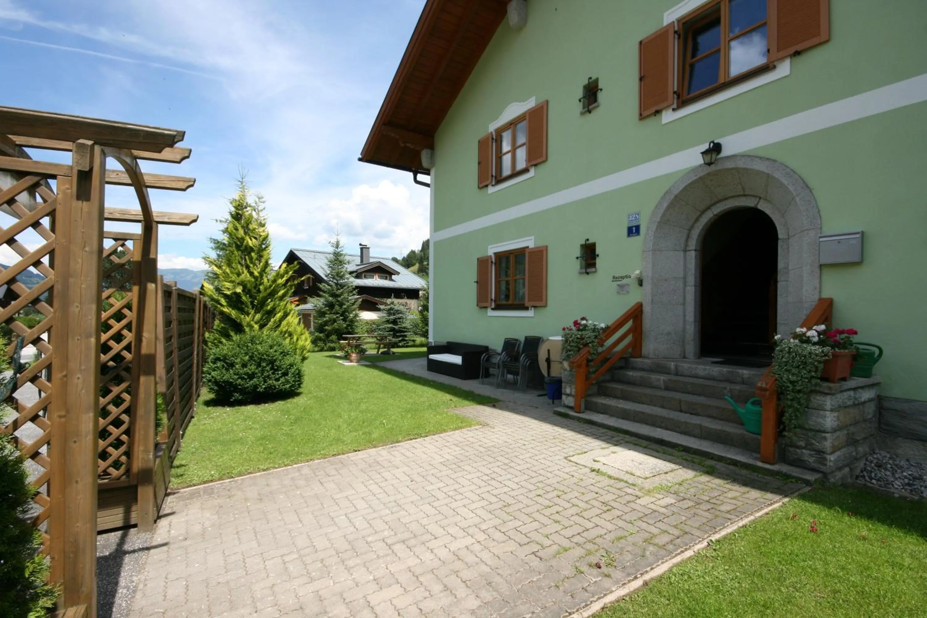 Property building in Familienappartements Eder - Free entry to Tauern SPA Kaprun included