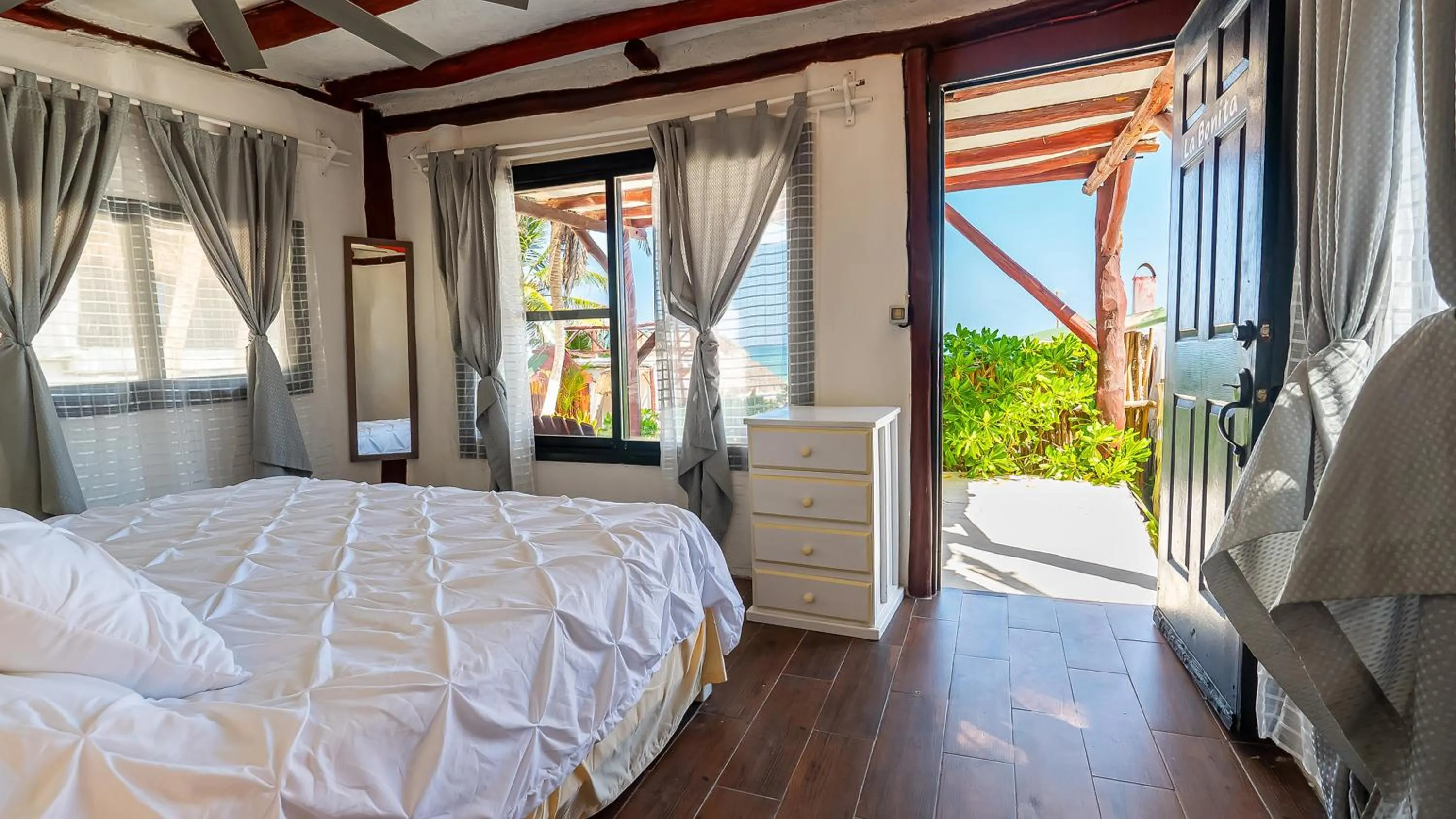 View (from property/room), Bed in Chancabañita Tulum