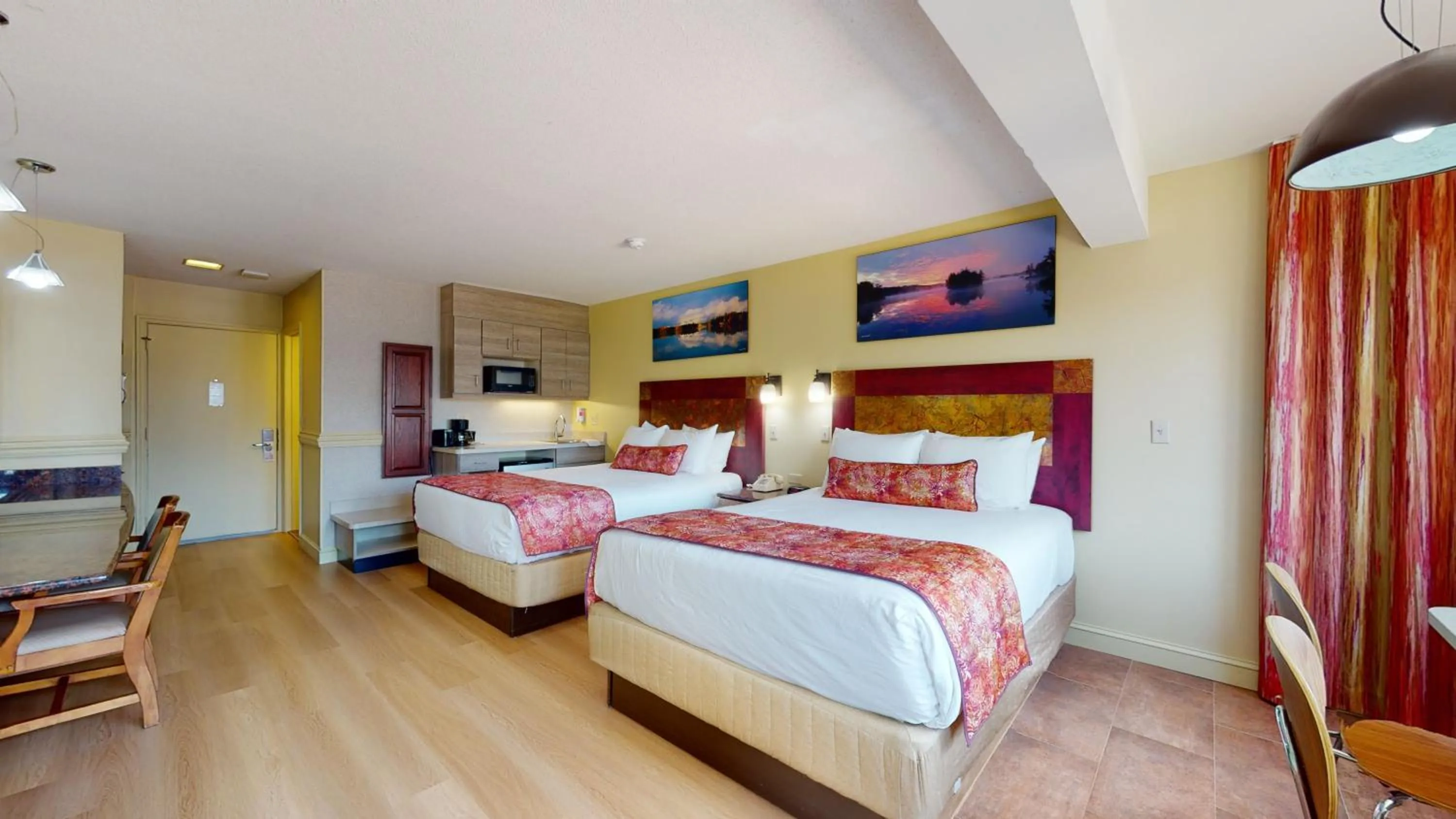 Bedroom, Bed in Surfside On The Lake